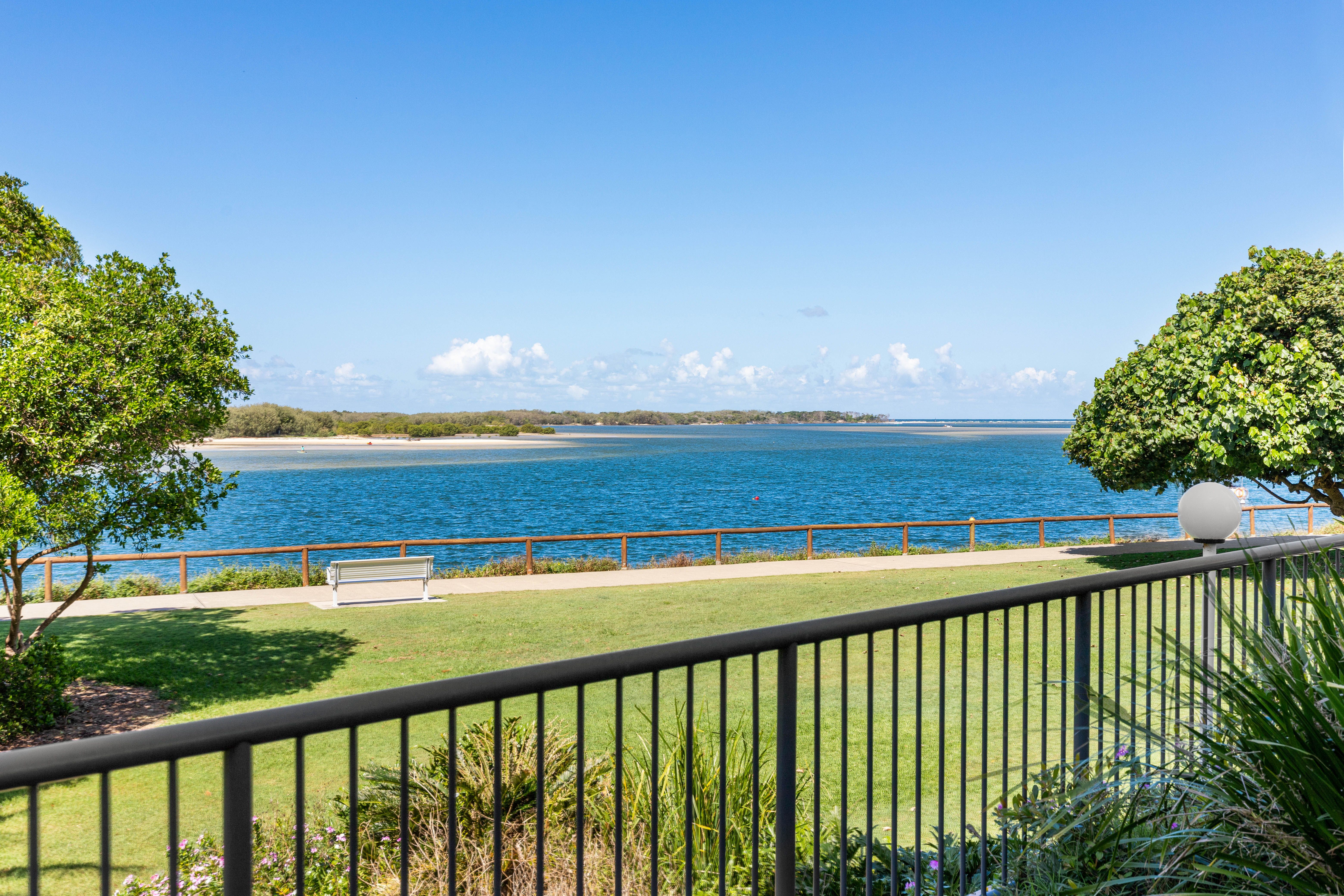 35 Landsborough Parade, Golden Beach QLD 4551