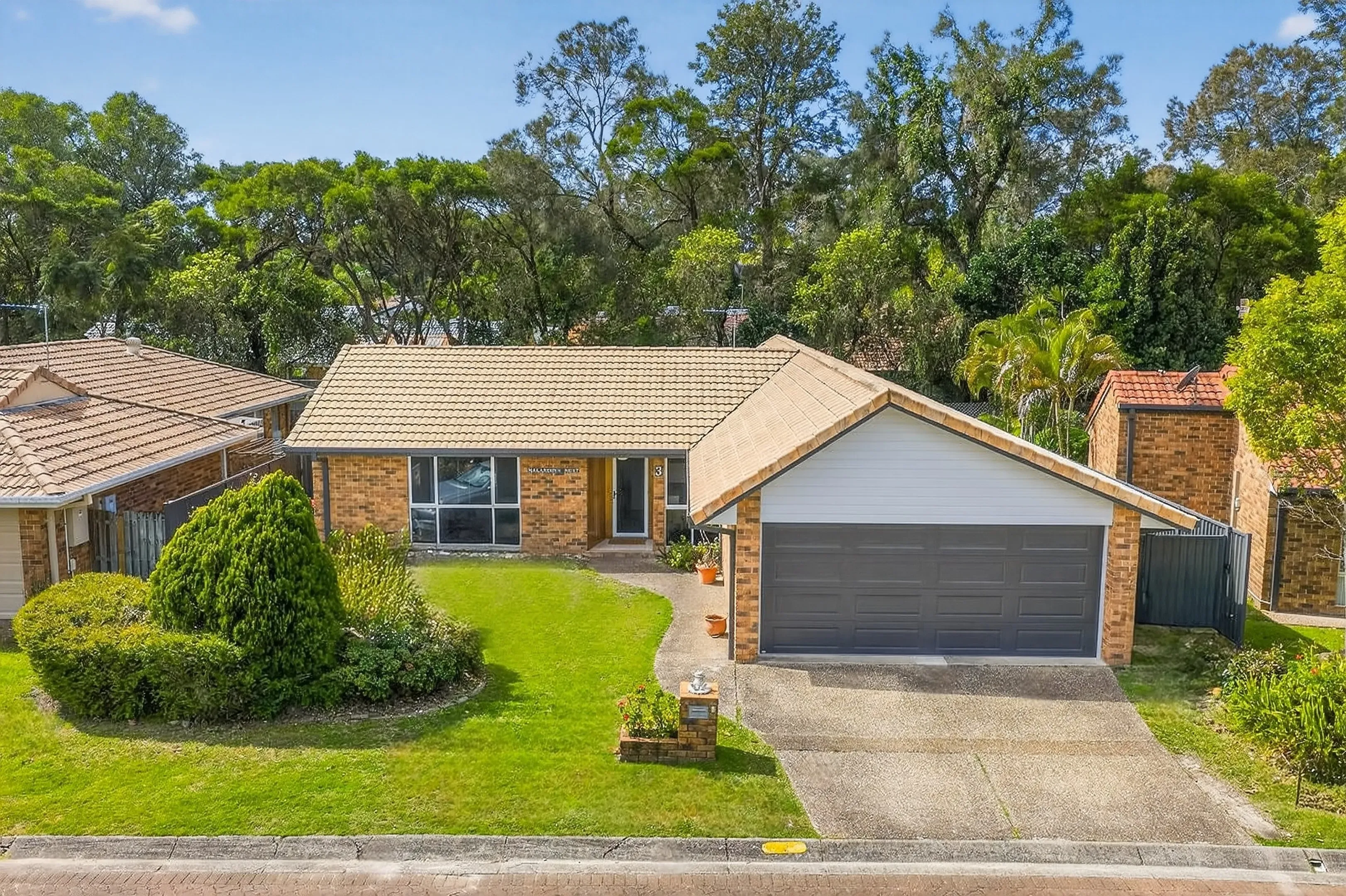 3 Beaumaris Court, Robina QLD 4226