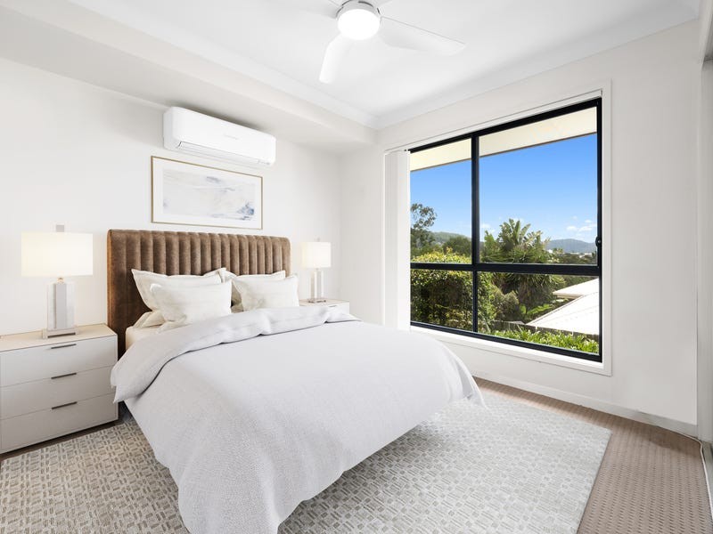 3 Rise Circuit, Pacific Pines, QLD 4211