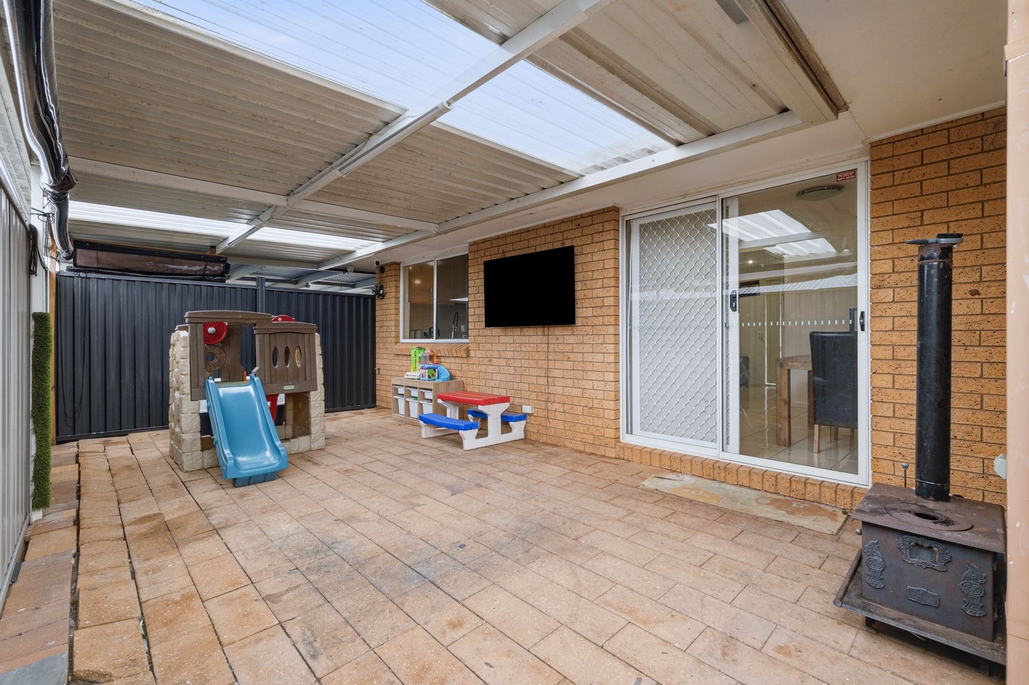 17 Lodestone Place — photo 8 of 18
