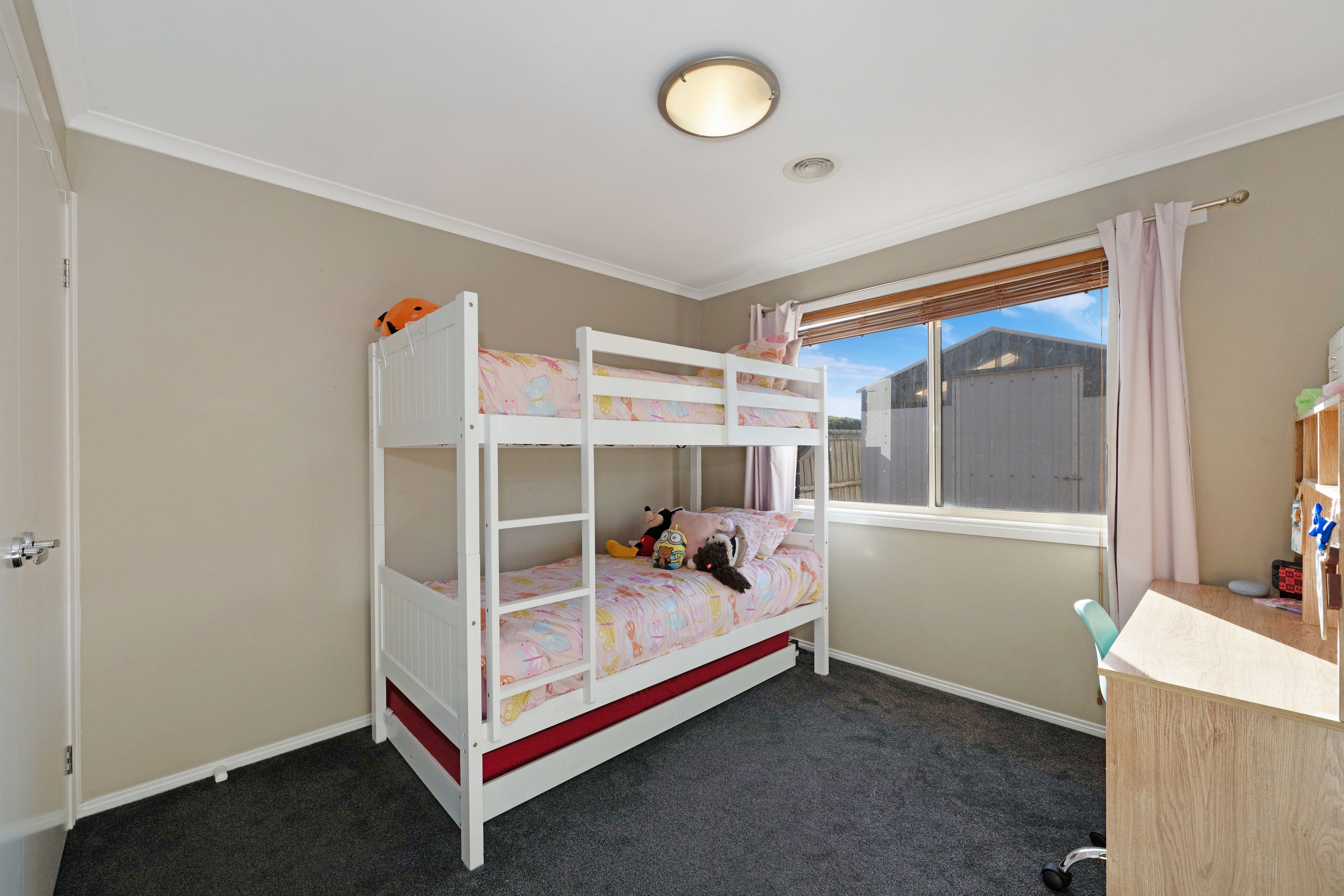 8 Dunroe Court — photo 15 of 17