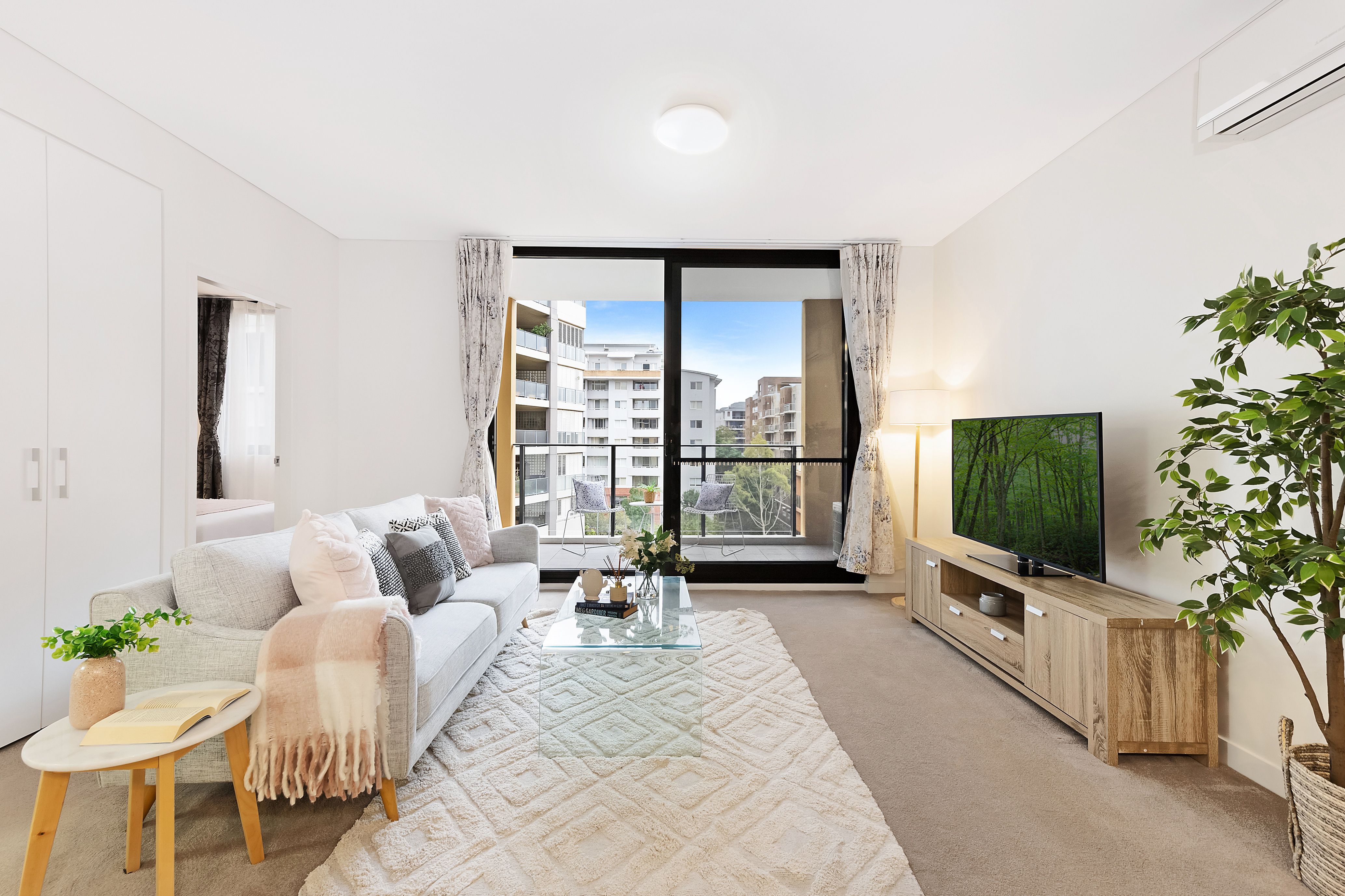 604/21-37 Waitara Avenue, Waitara, NSW 2077