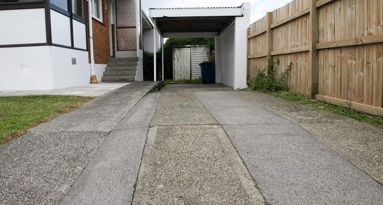 1/105 Hillside Road, Glenfield, North Shore City