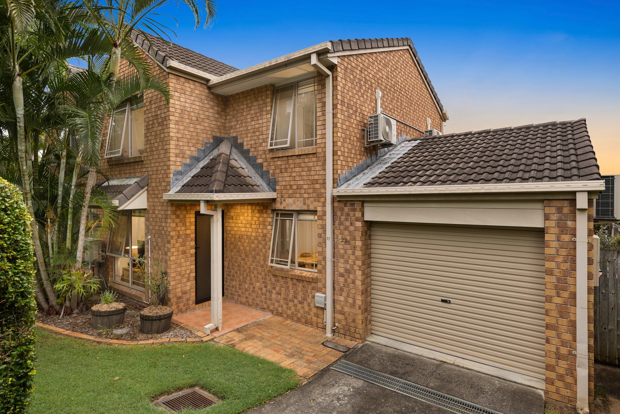 15 Kaloma Road, The Gap QLD 4061