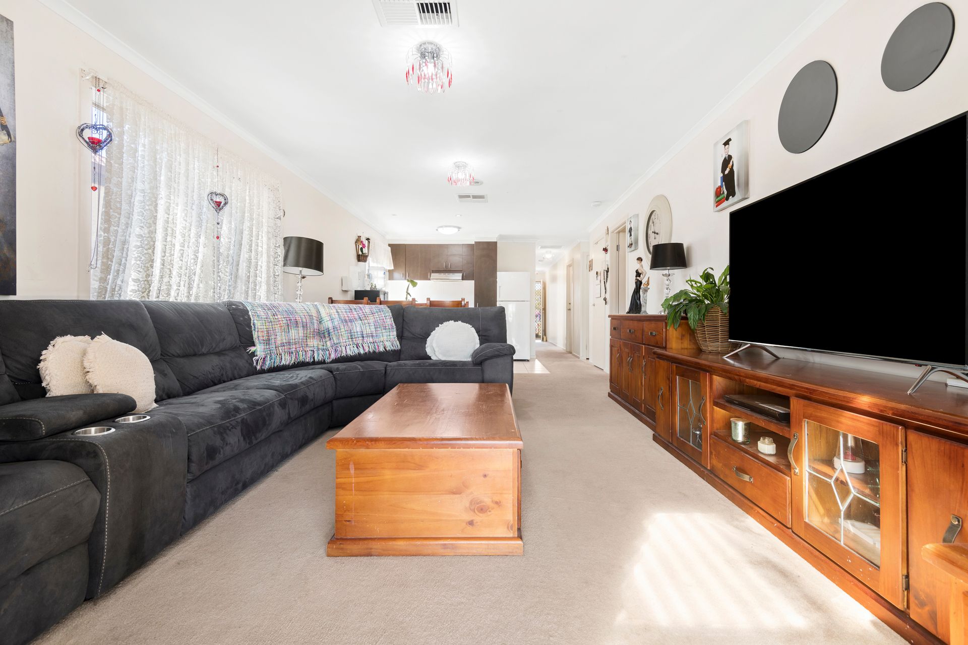 8 Gunsynd Mews, Kurunjang, VIC 3337