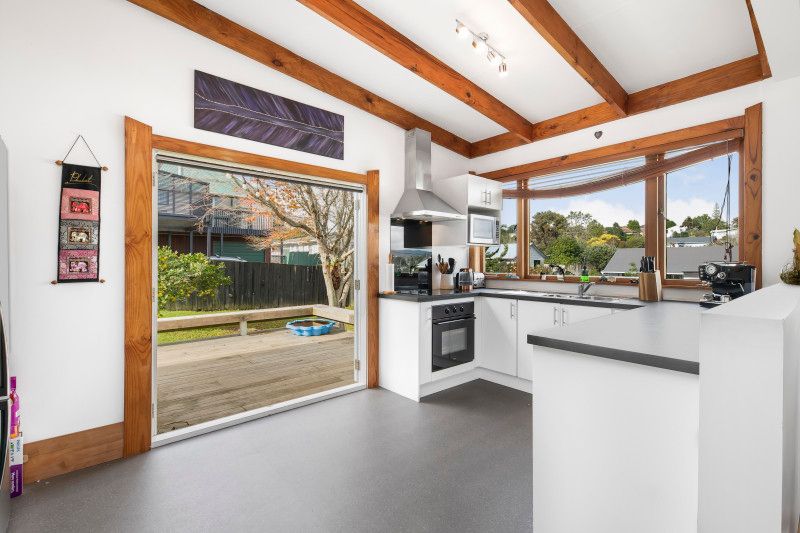 2 Bowers Road, Glen Eden, Waitakere City