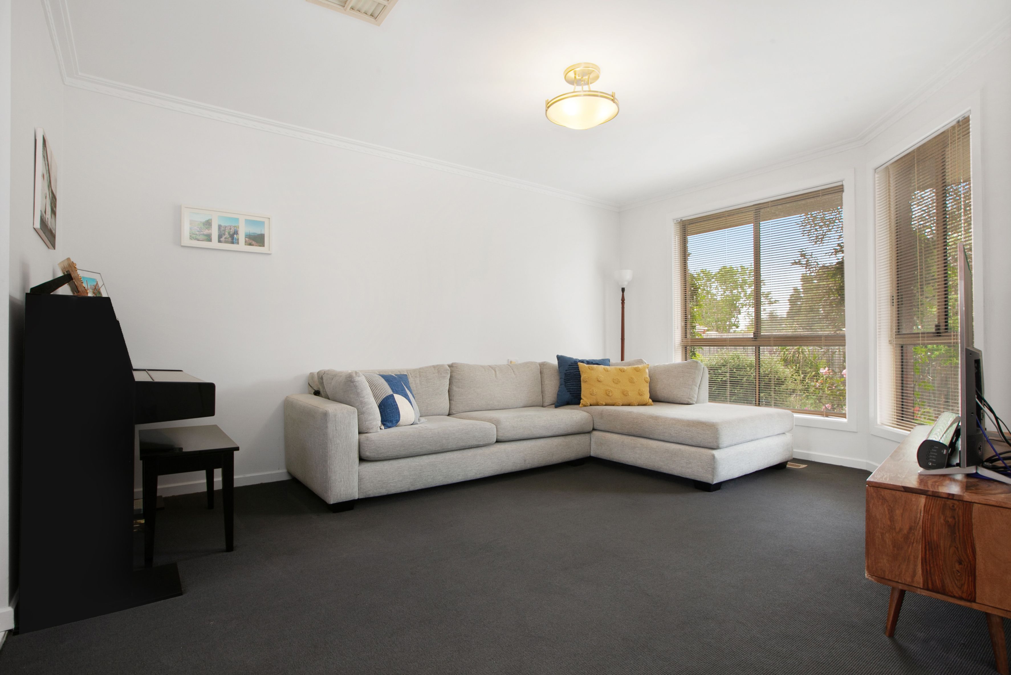 2/115 Cuthbert Road, Reservoir, VIC 3073