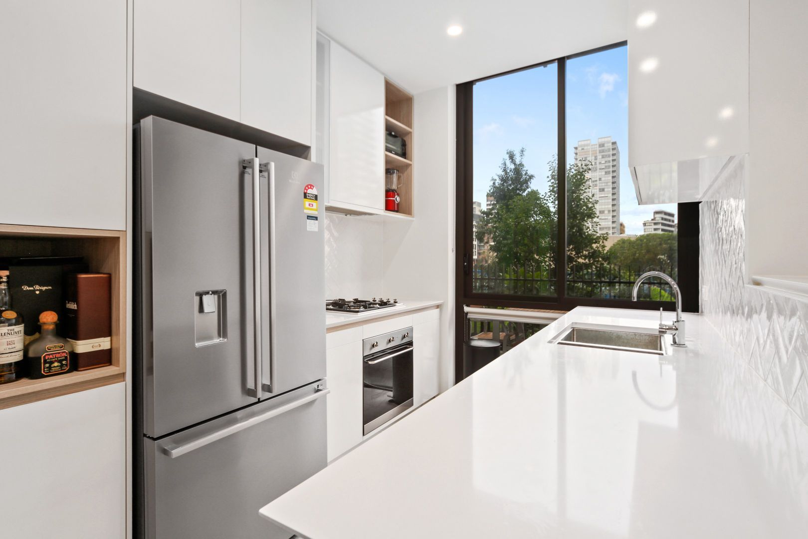 7106/9 Tung Hop Street — photo 3 of 12