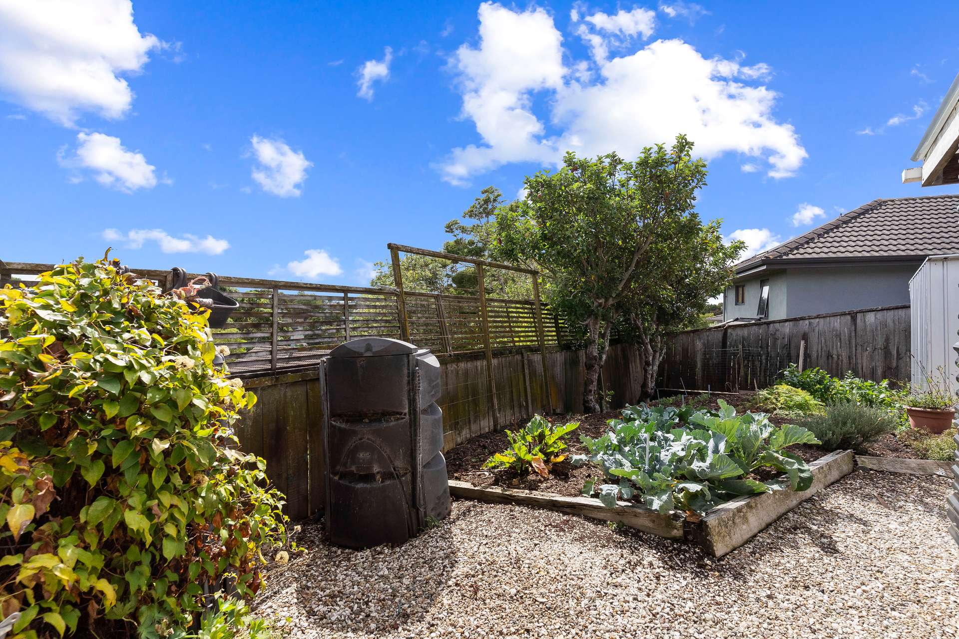 114D Colwill Road photo 28