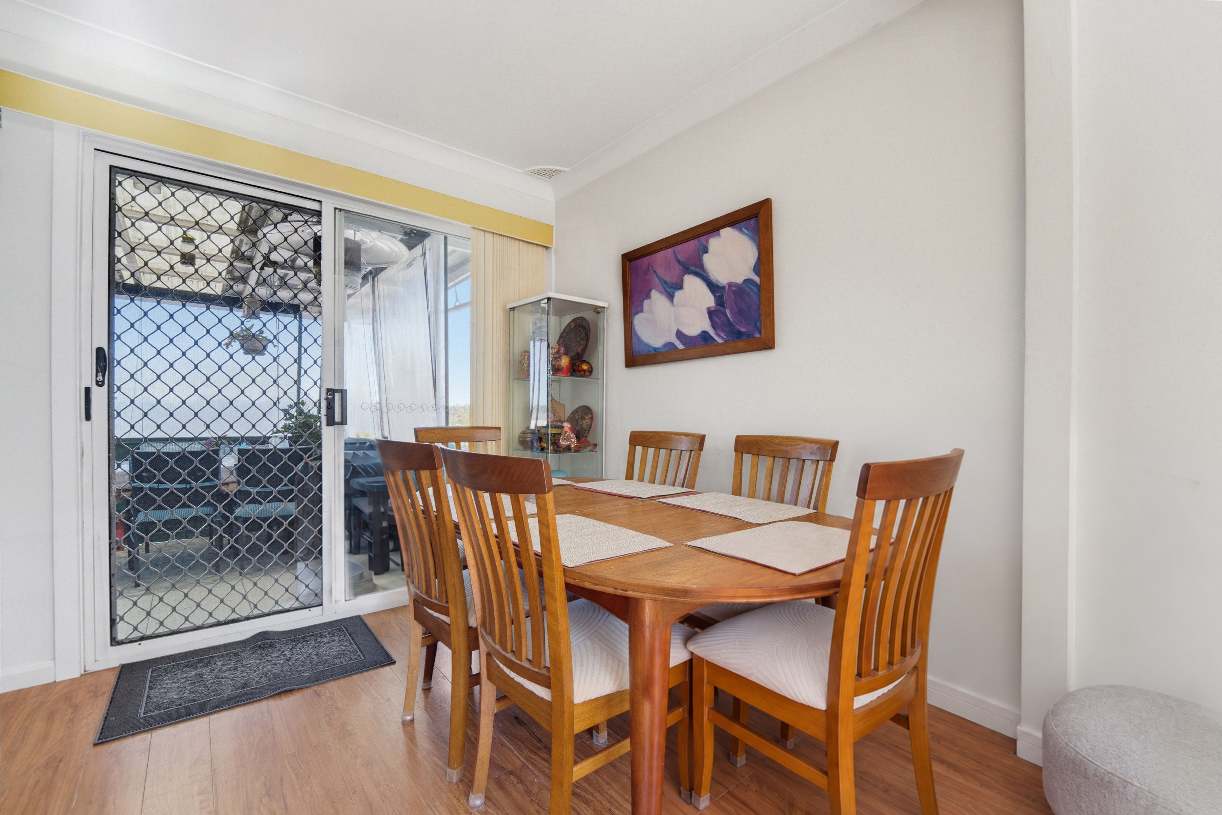 6 Birkdale Crescent — photo 4 of 10