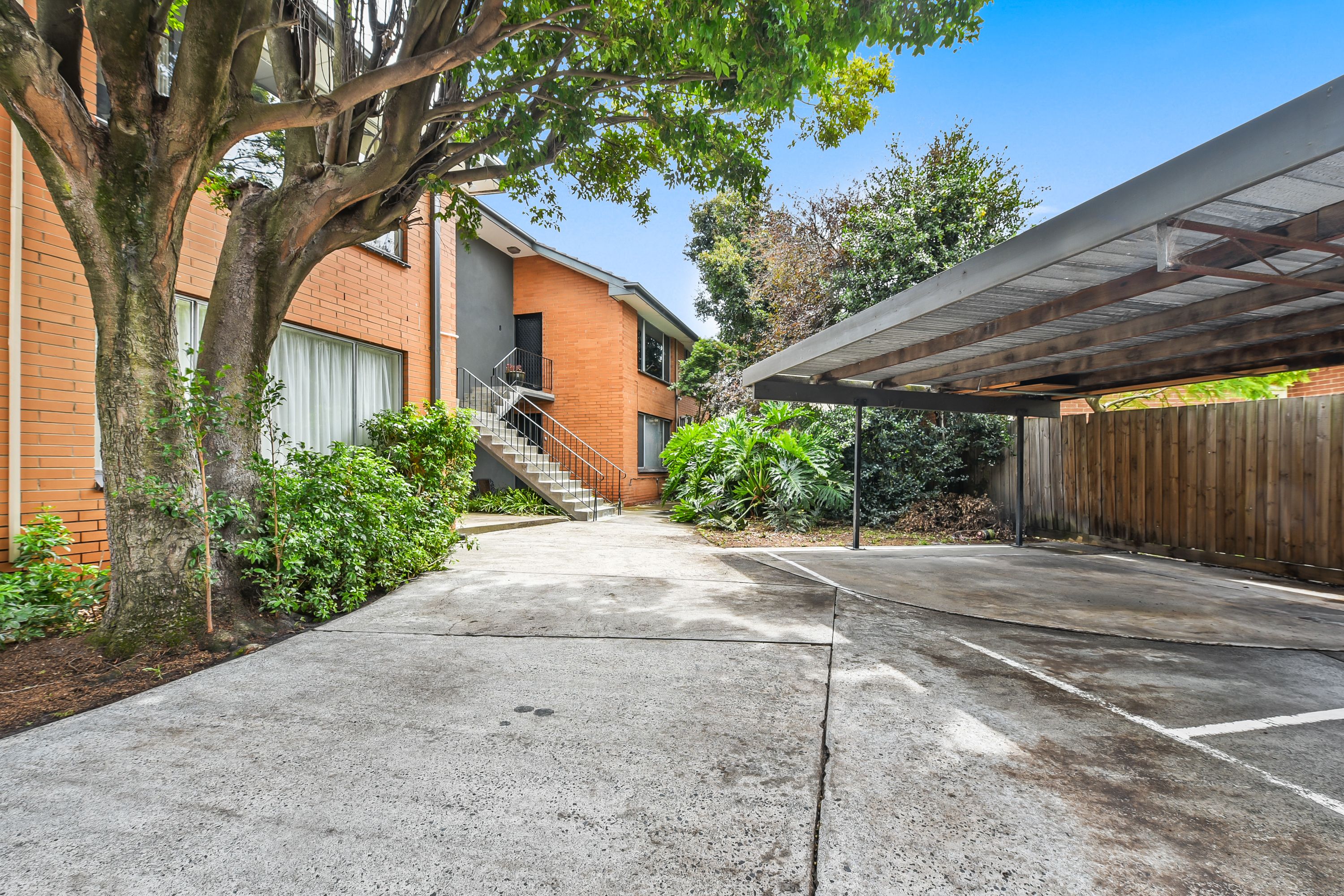 8/1 Burton Avenue, Clayton, VIC 3168
