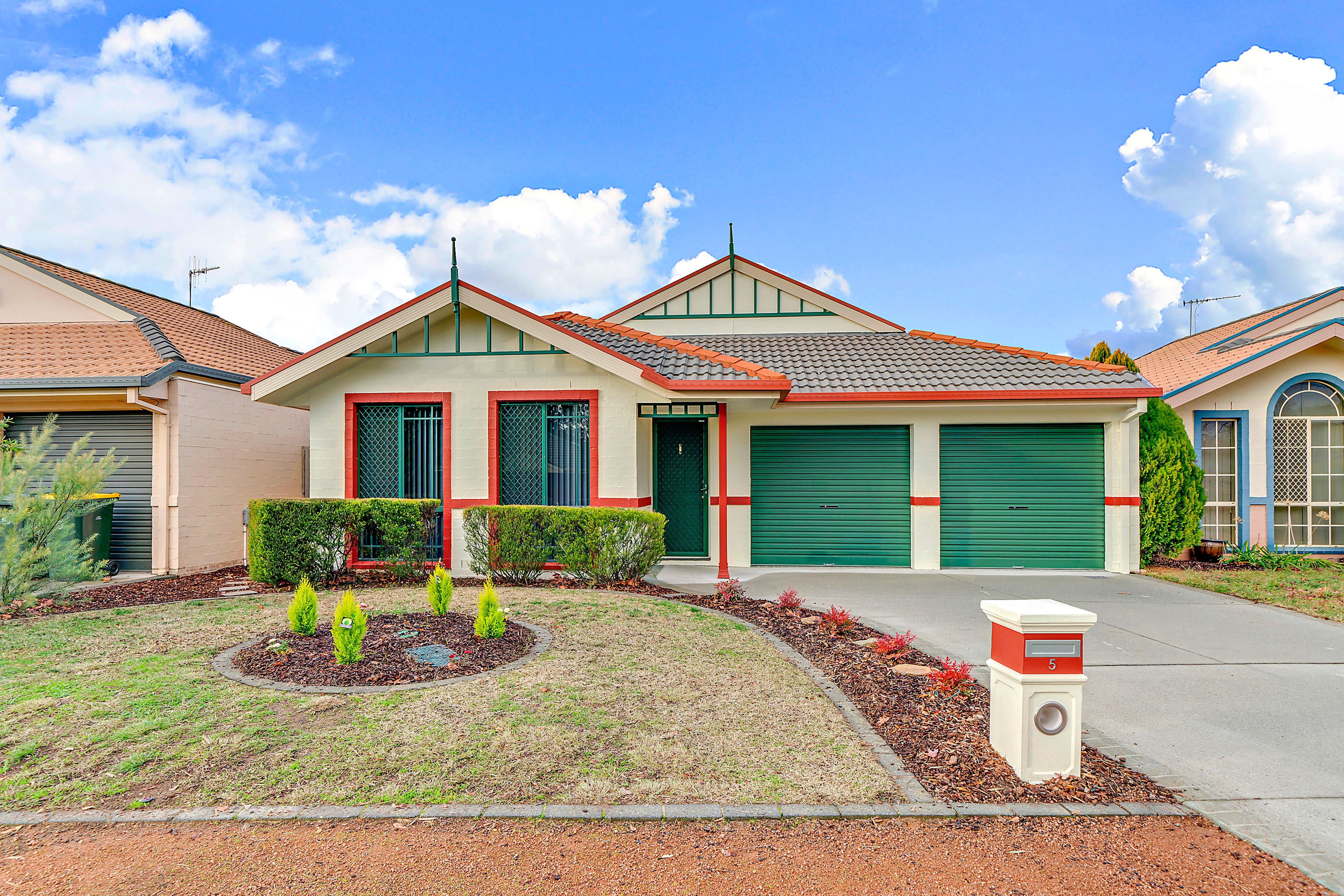 5 Weetman Place, Nicholls ACT 2913