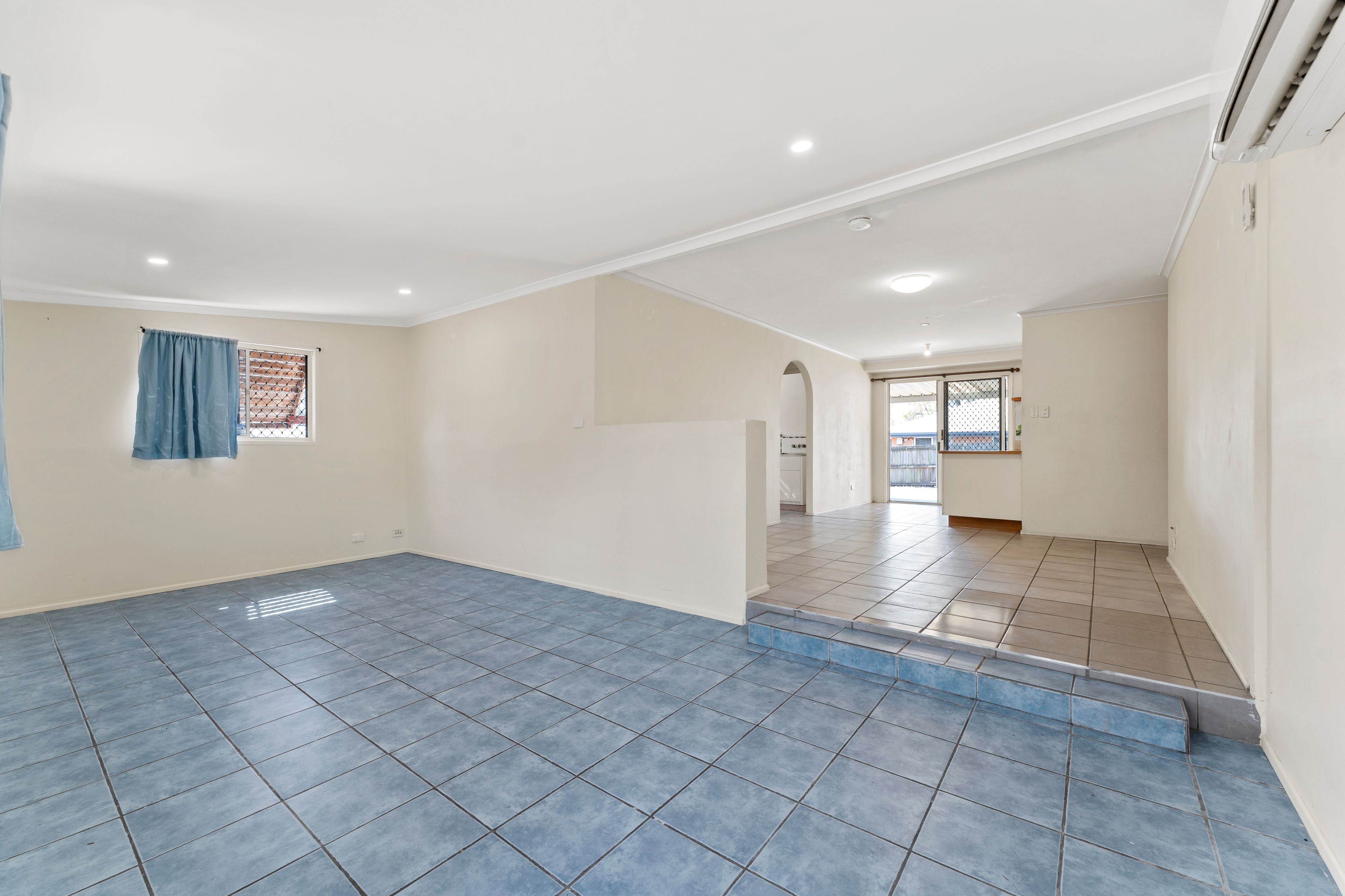 25 Tulong Street, Crestmead, QLD 4132