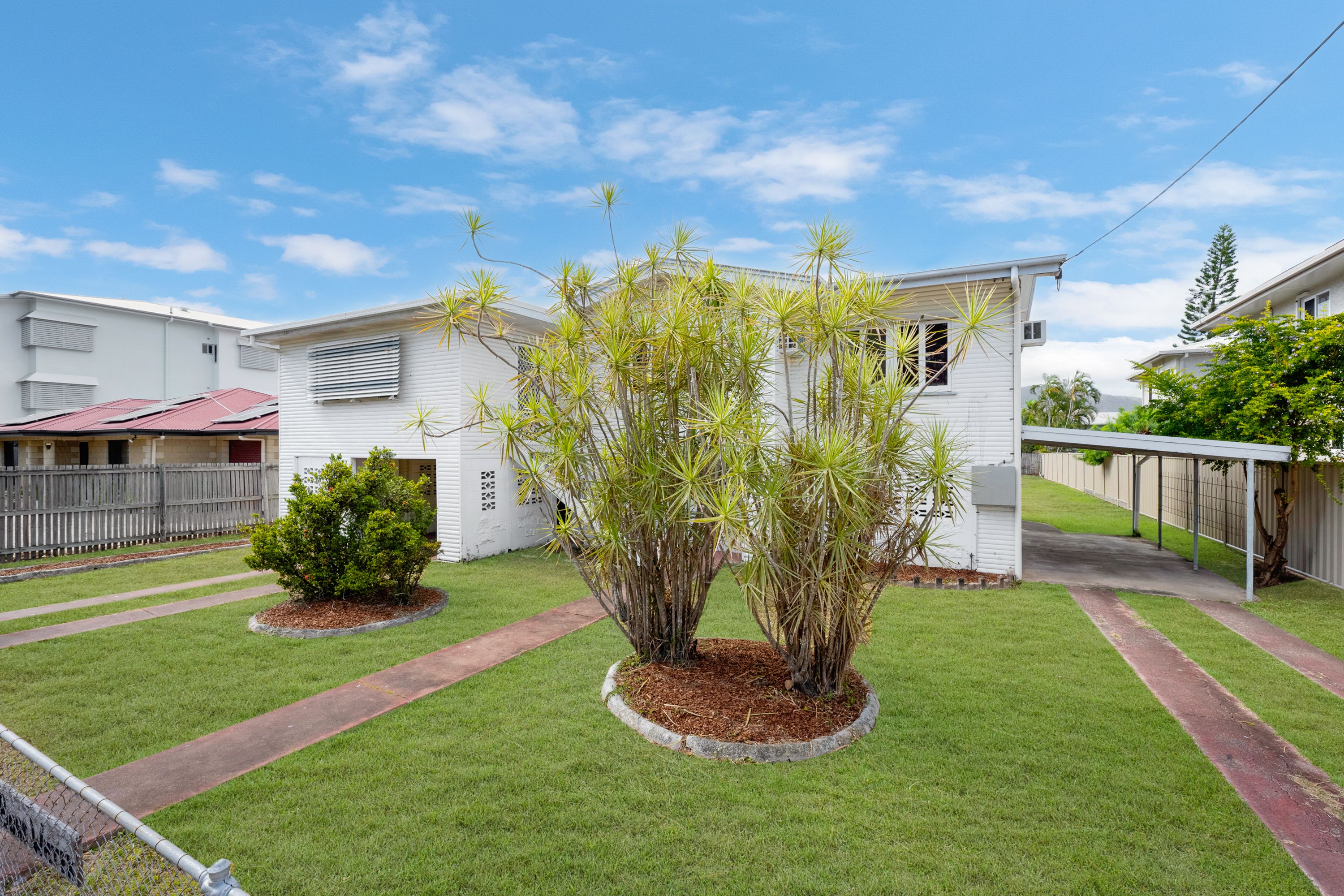 10 Barnard Street, Aitkenvale, QLD 4814