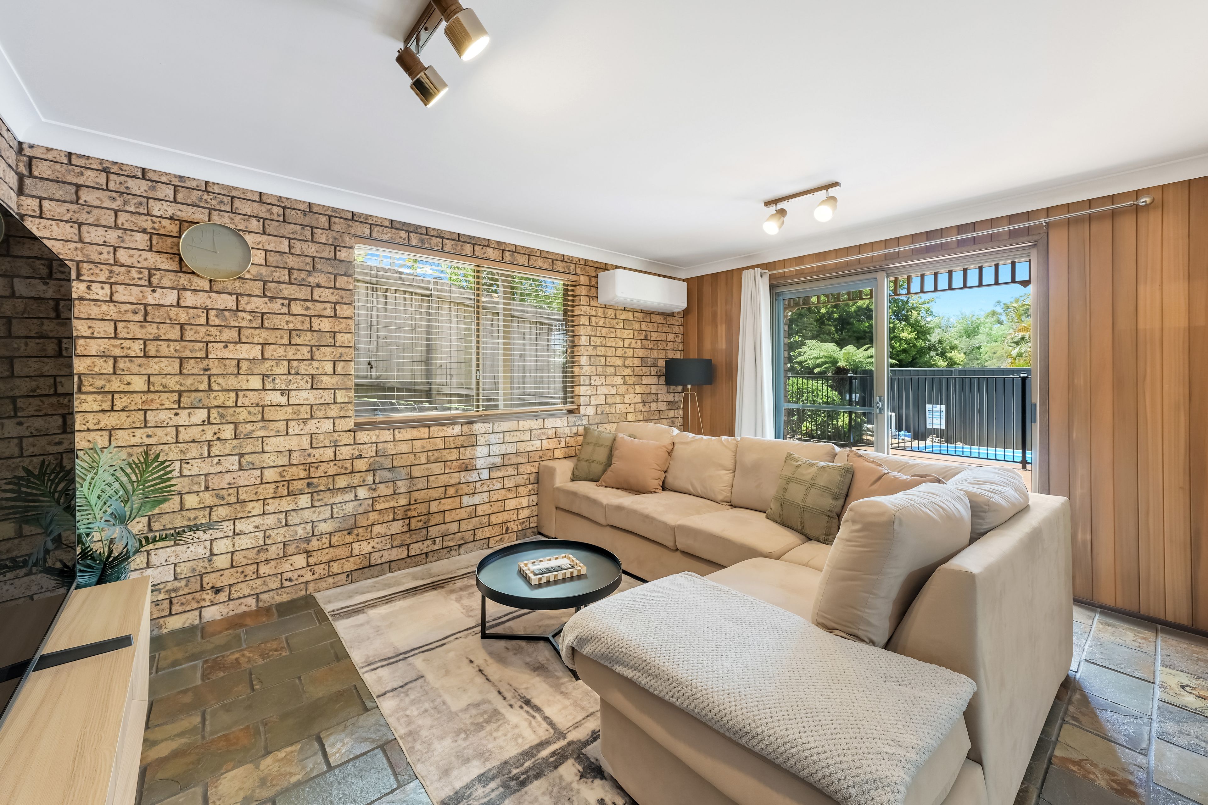 5 Benjamin Close — photo 12 of 24