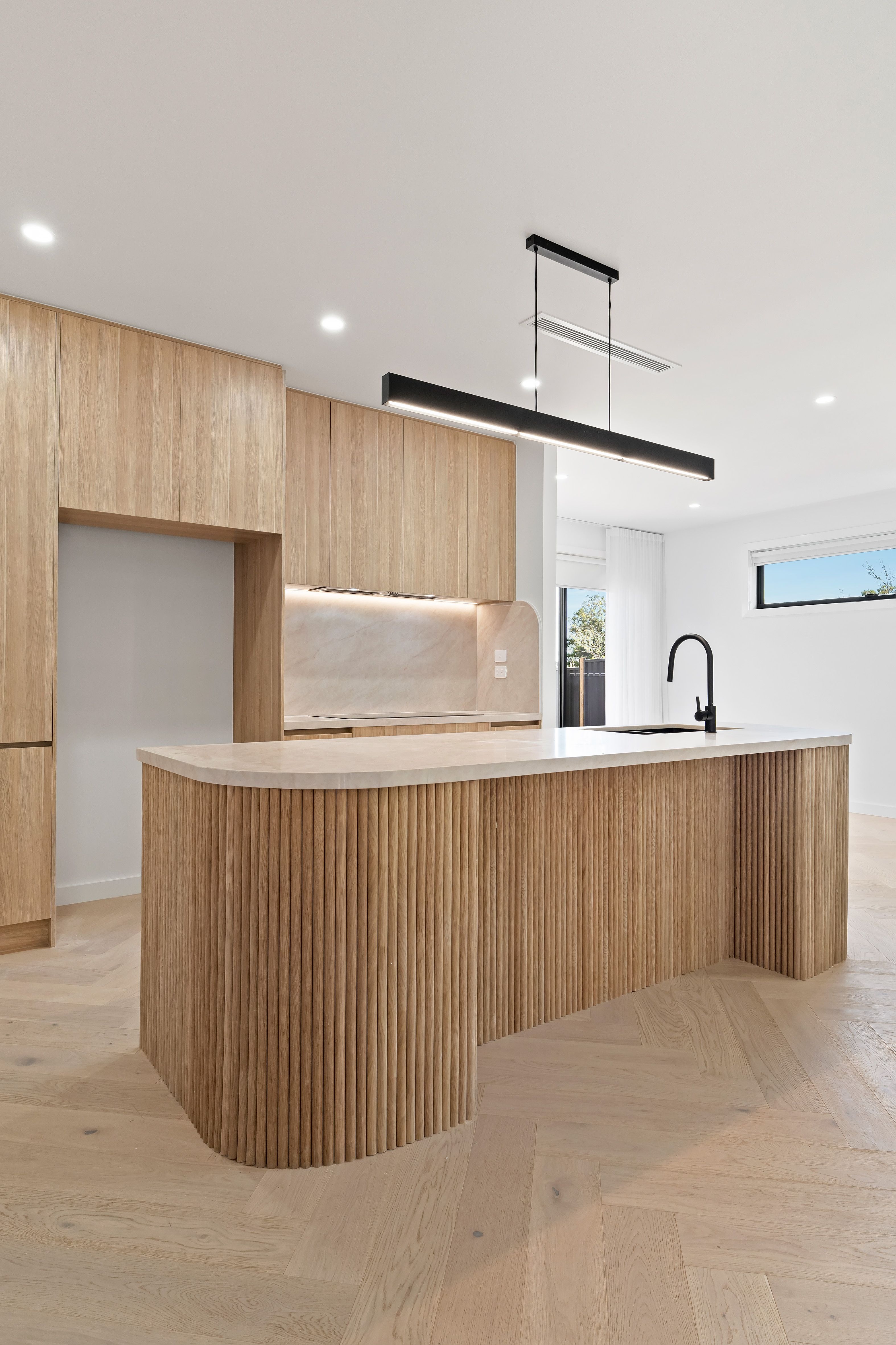 1/3 Munro Street — photo 3 of 8
