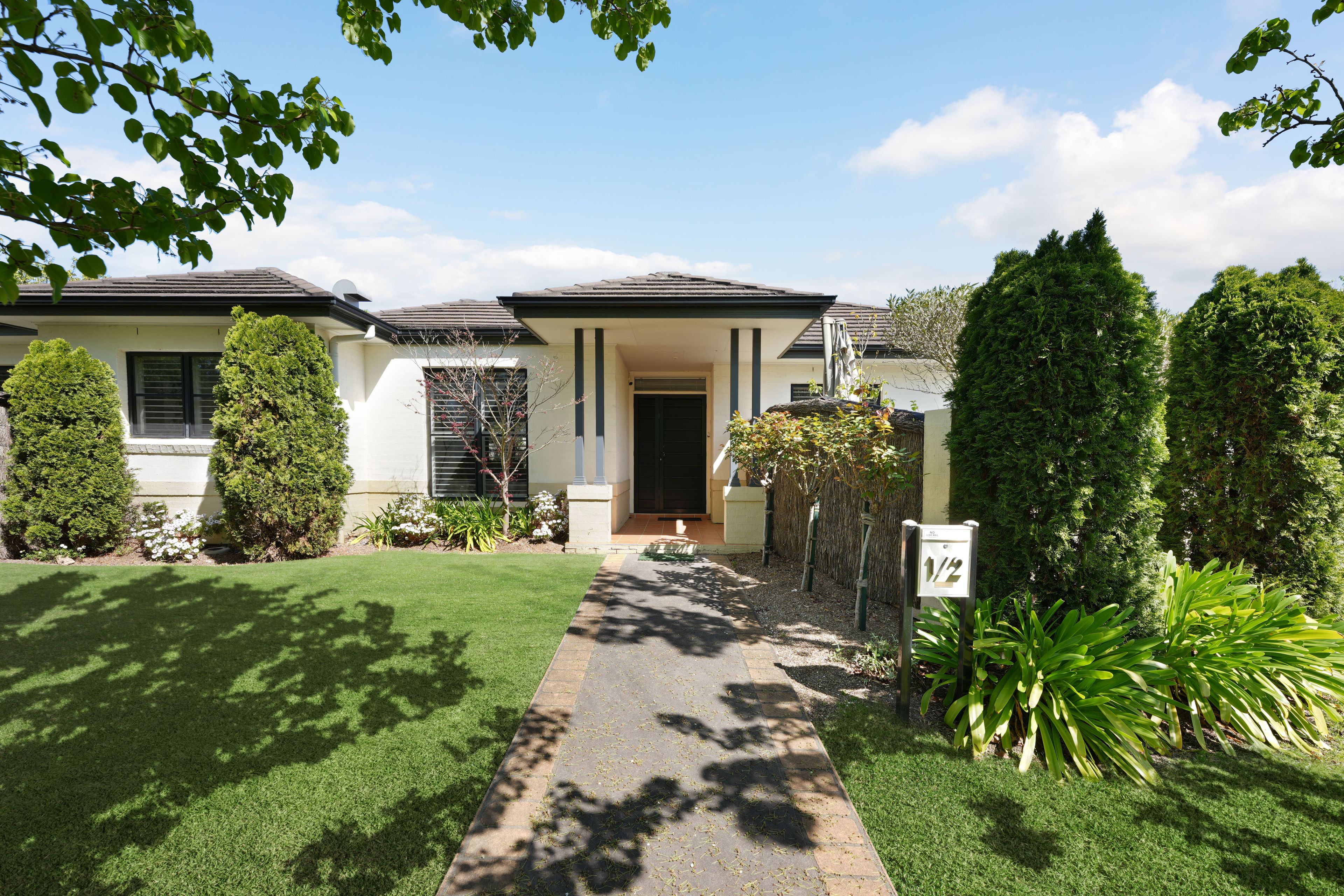 1/2 Wills Place, Mittagong NSW 2575