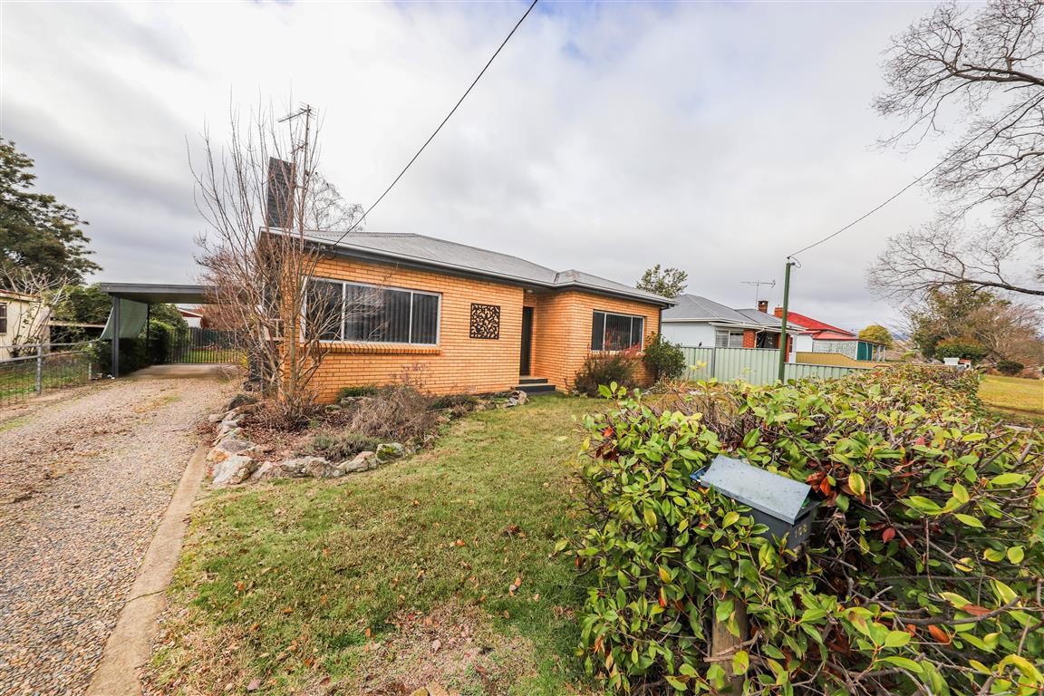 108 Russell Street, Tumut, NSW 2720