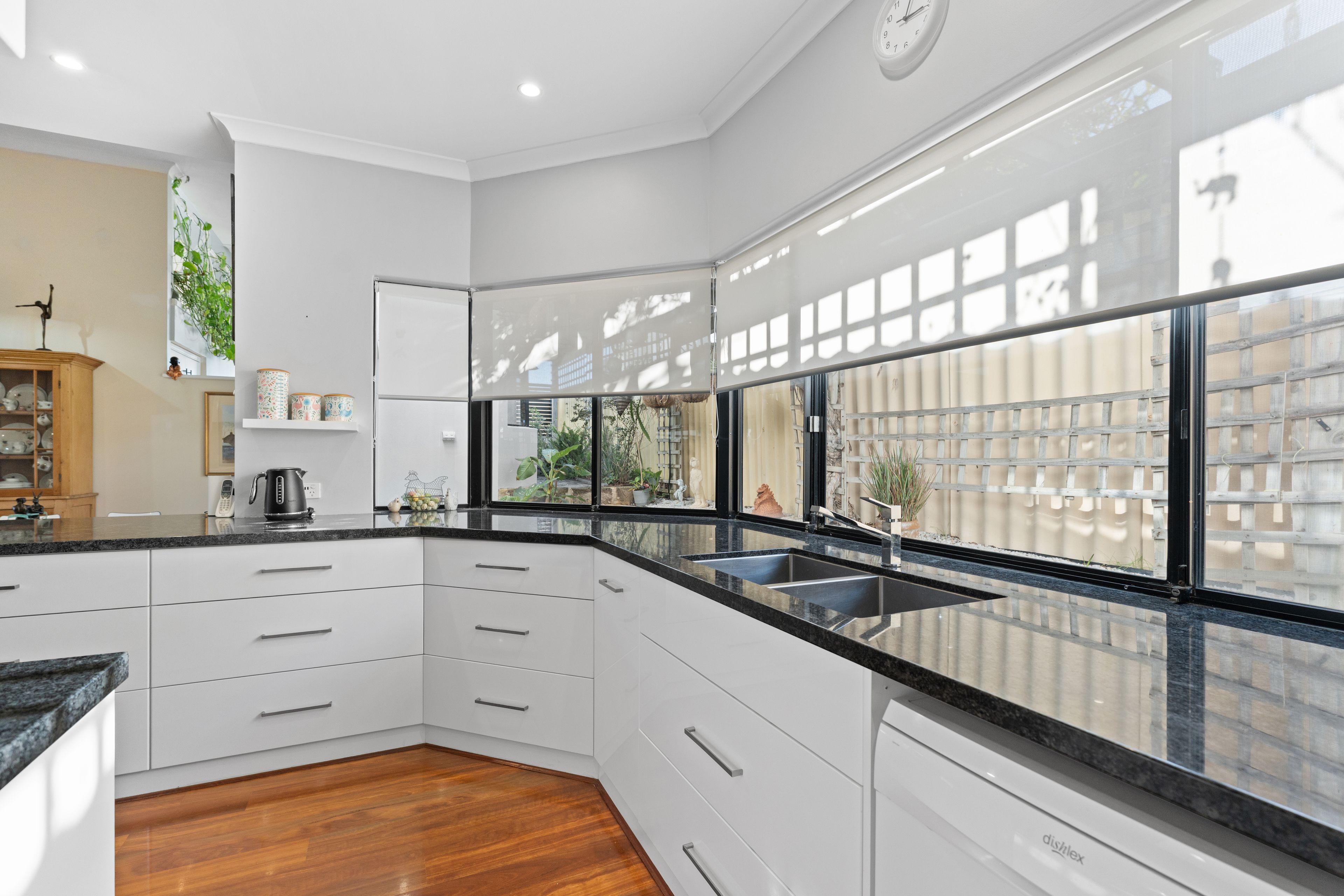 20 Warnbro Beach Road — photo 16 of 30