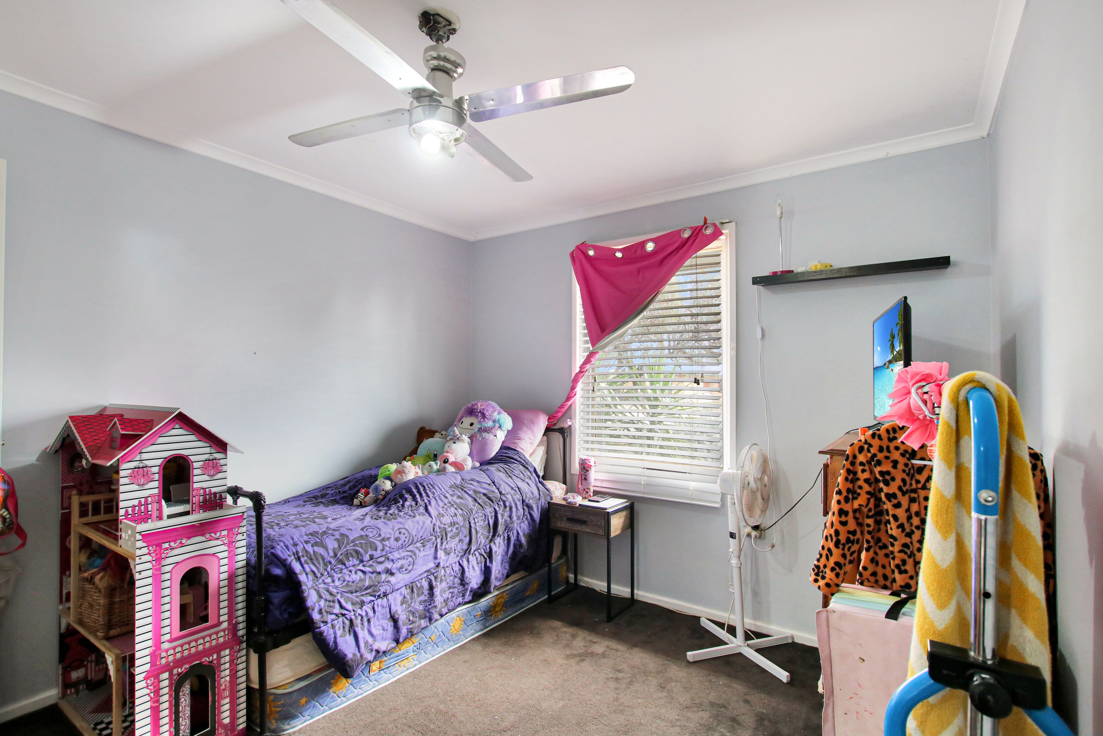 5 Smith Drive — photo 8 of 12