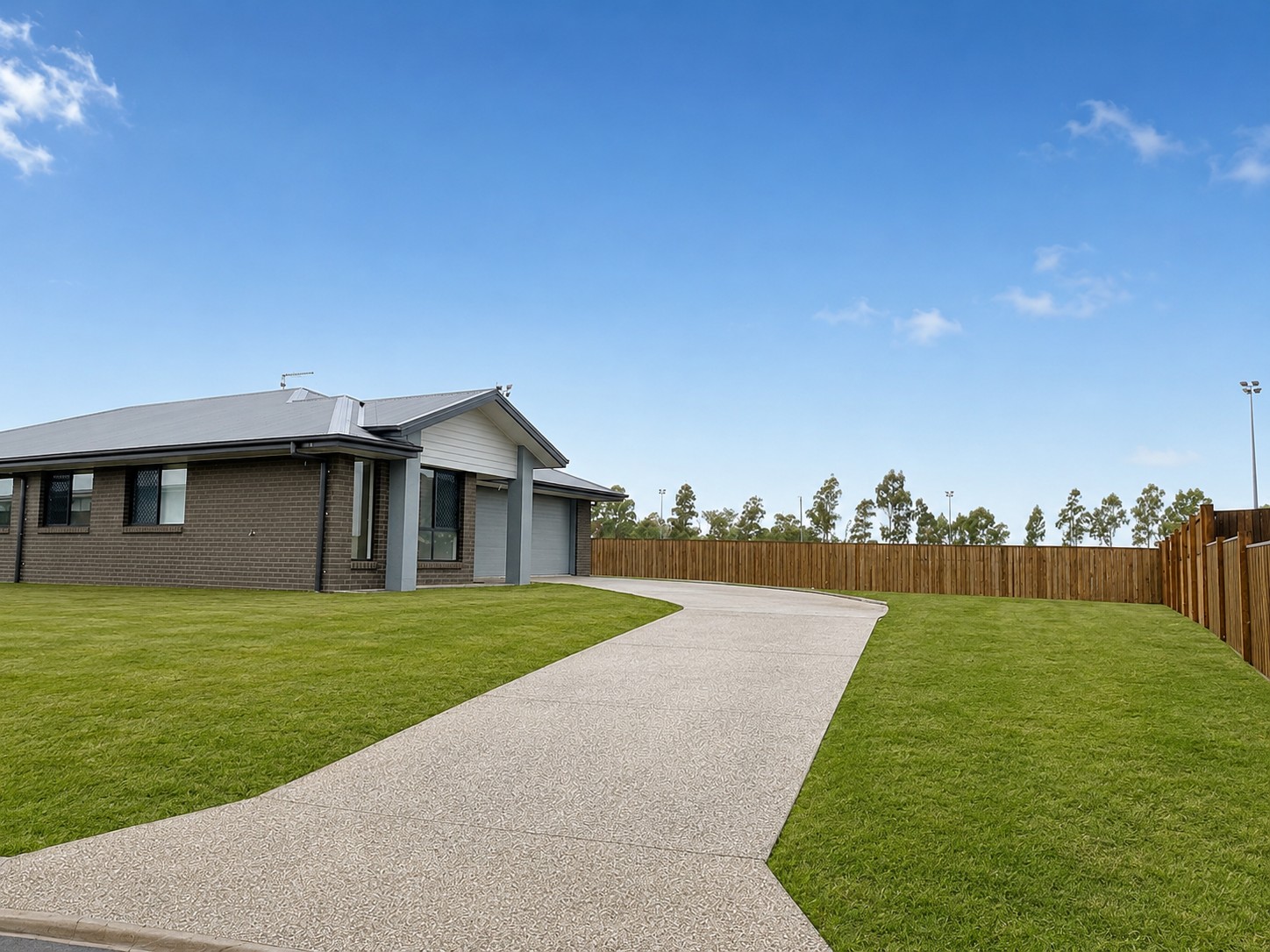 61 Stanley Street, Pittsworth, QLD 4356