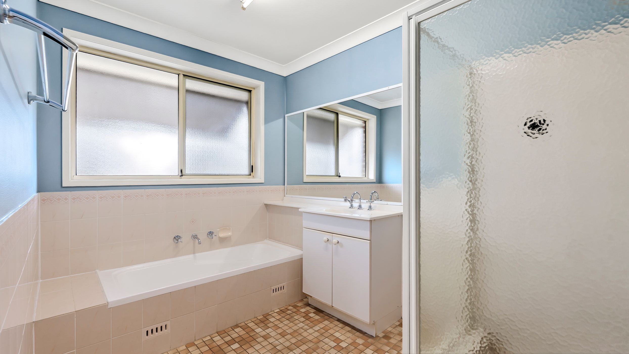 56 Arthur Phillip Drive — photo 12 of 12