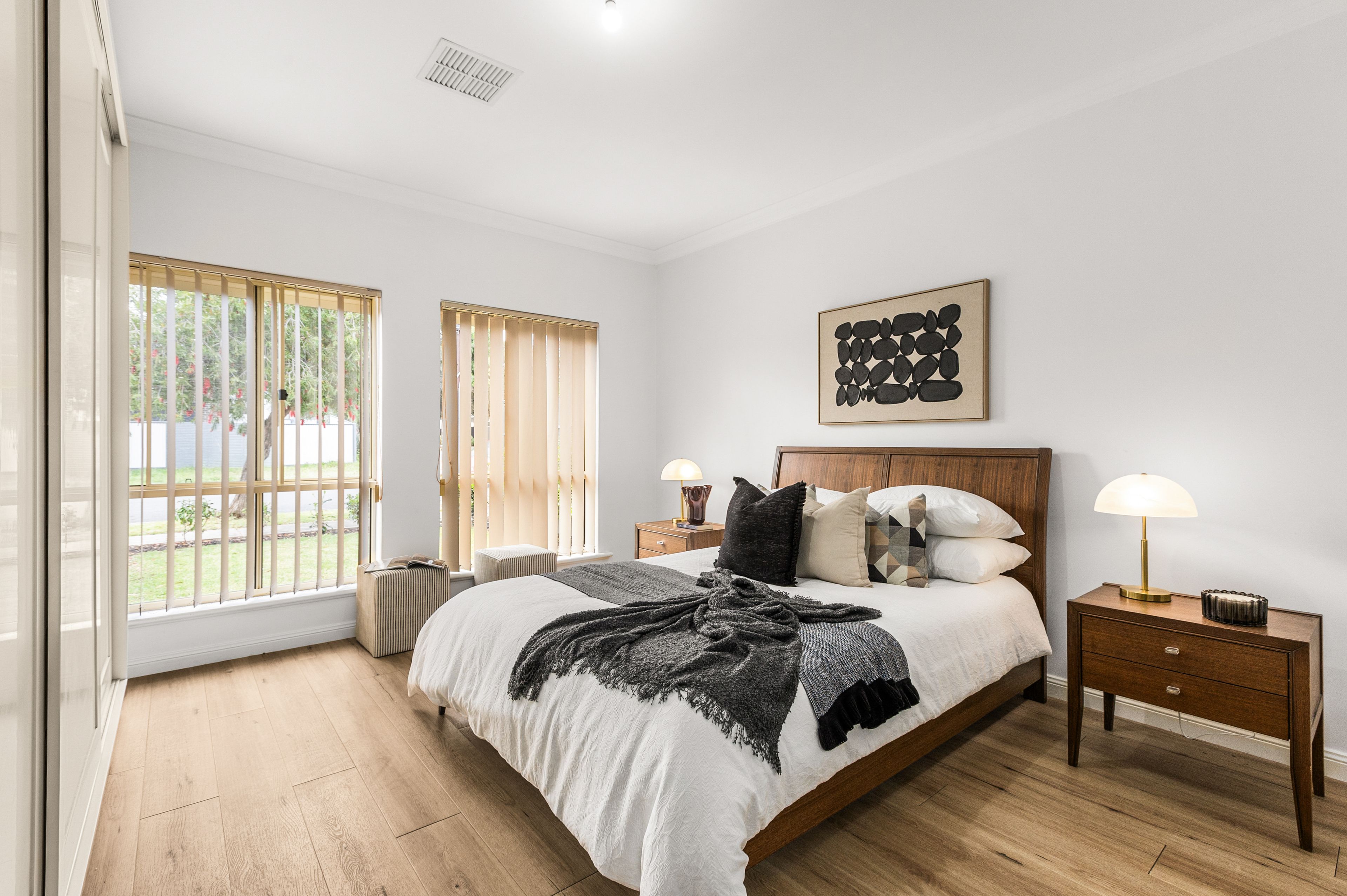 8A Acacia Avenue — photo 8 of 15