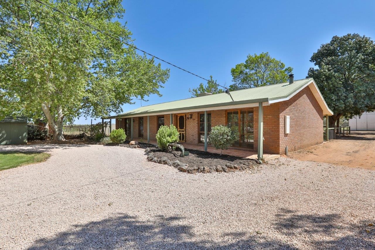 49 River Avenue, Merbein, VIC 3505