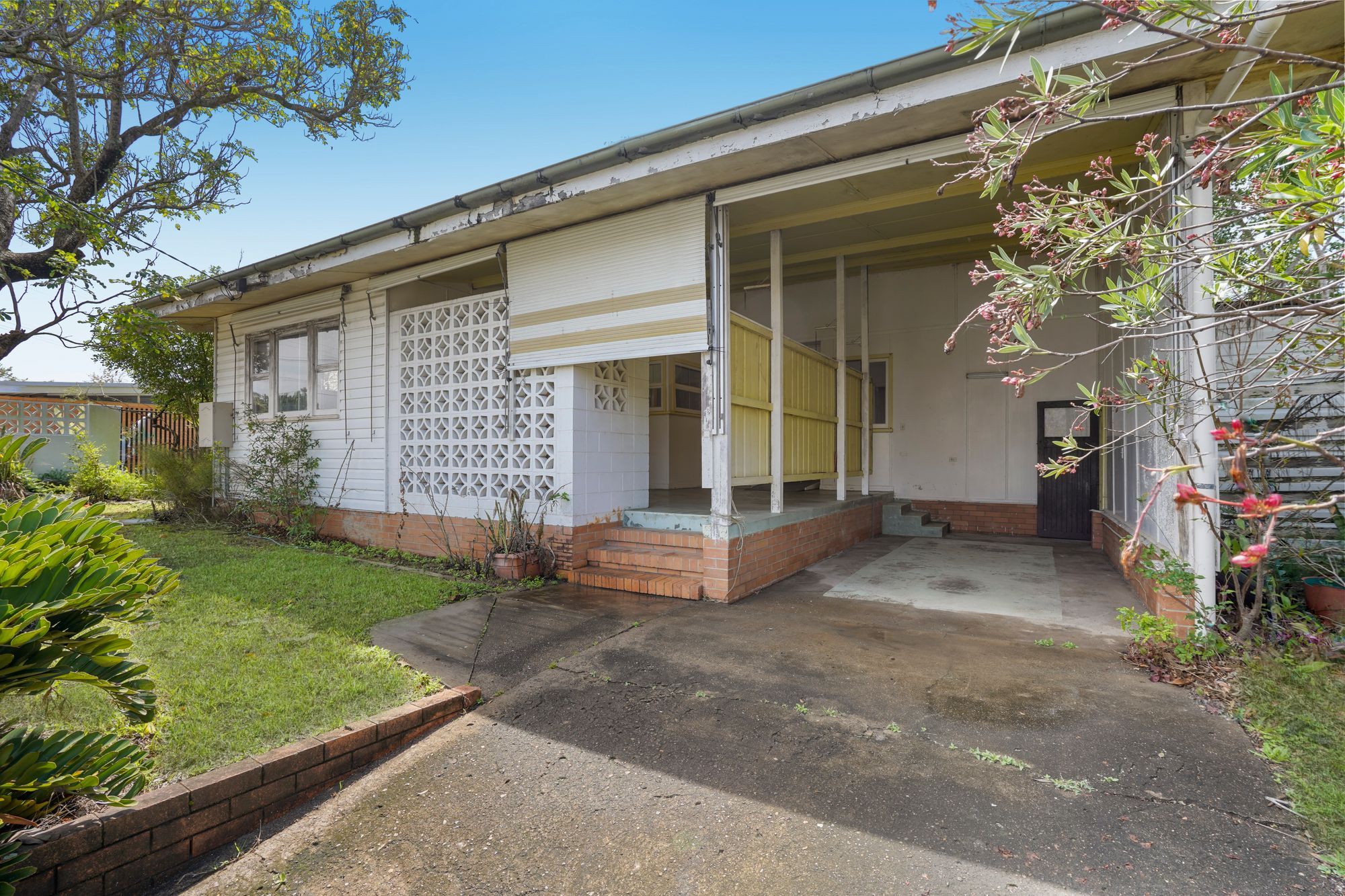 12 Hillcroft Street — photo from Ray White Mt Gravatt