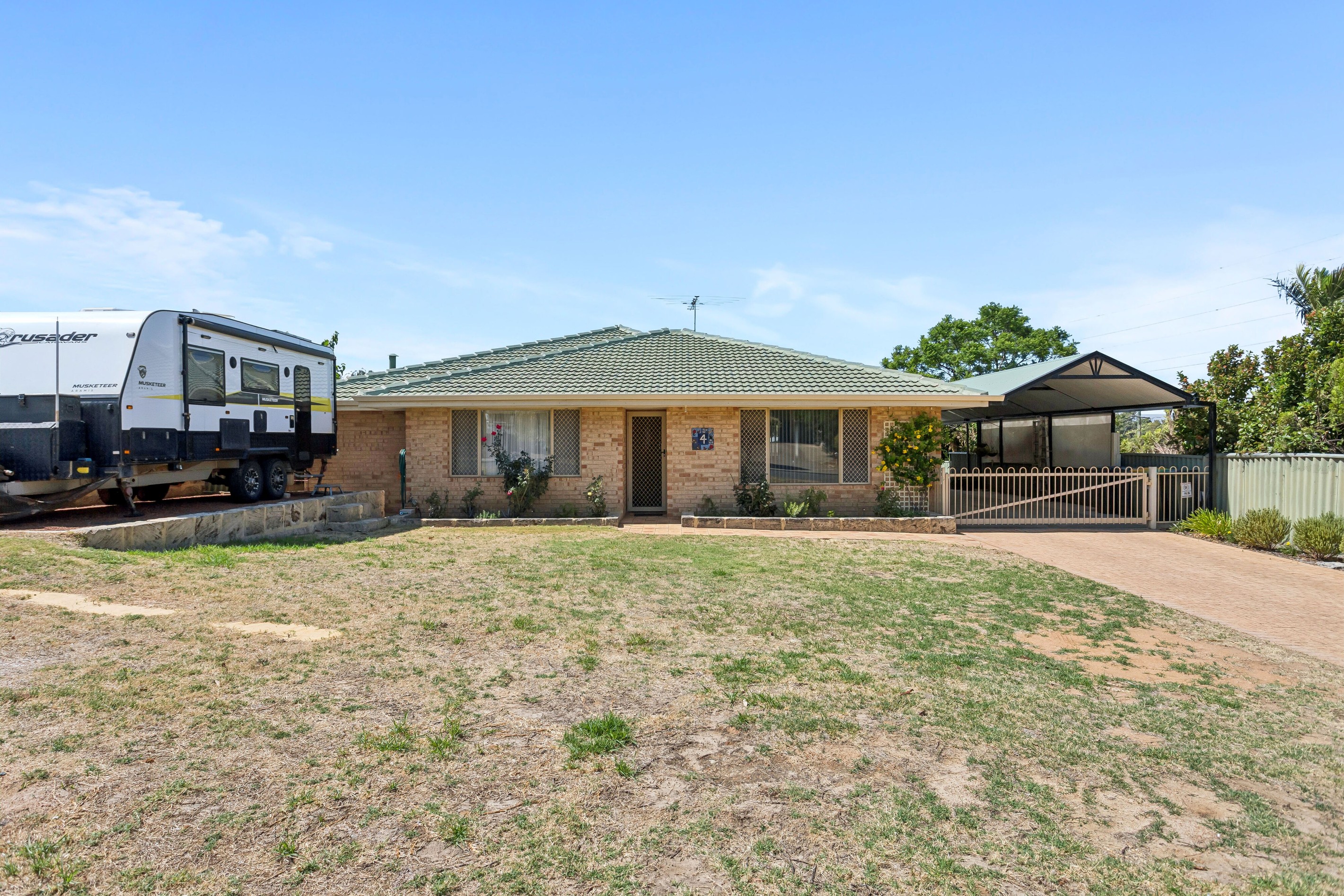 4 Cheney Court, Swan View, WA 6056