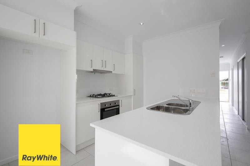 18 Mount Archer Road, Park Ridge, QLD 4125