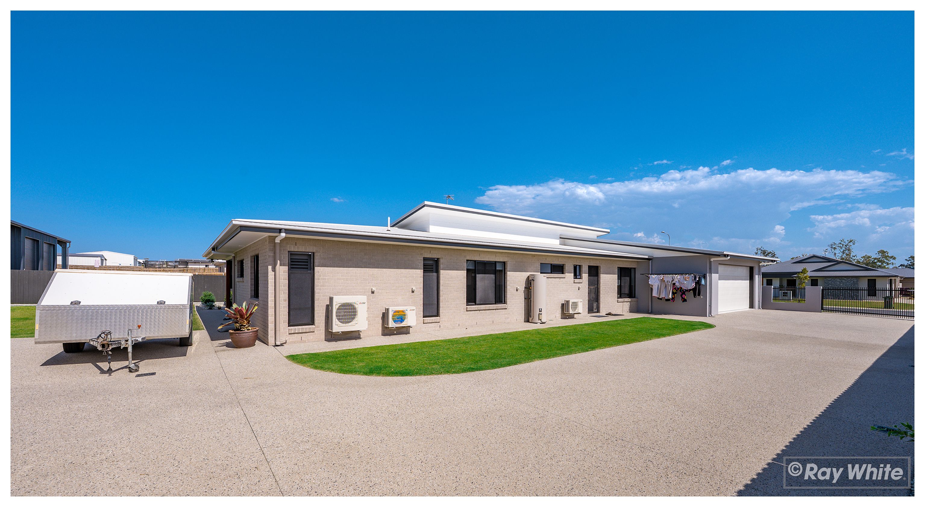 20 Beverley Boulevard — photo 30 of 30