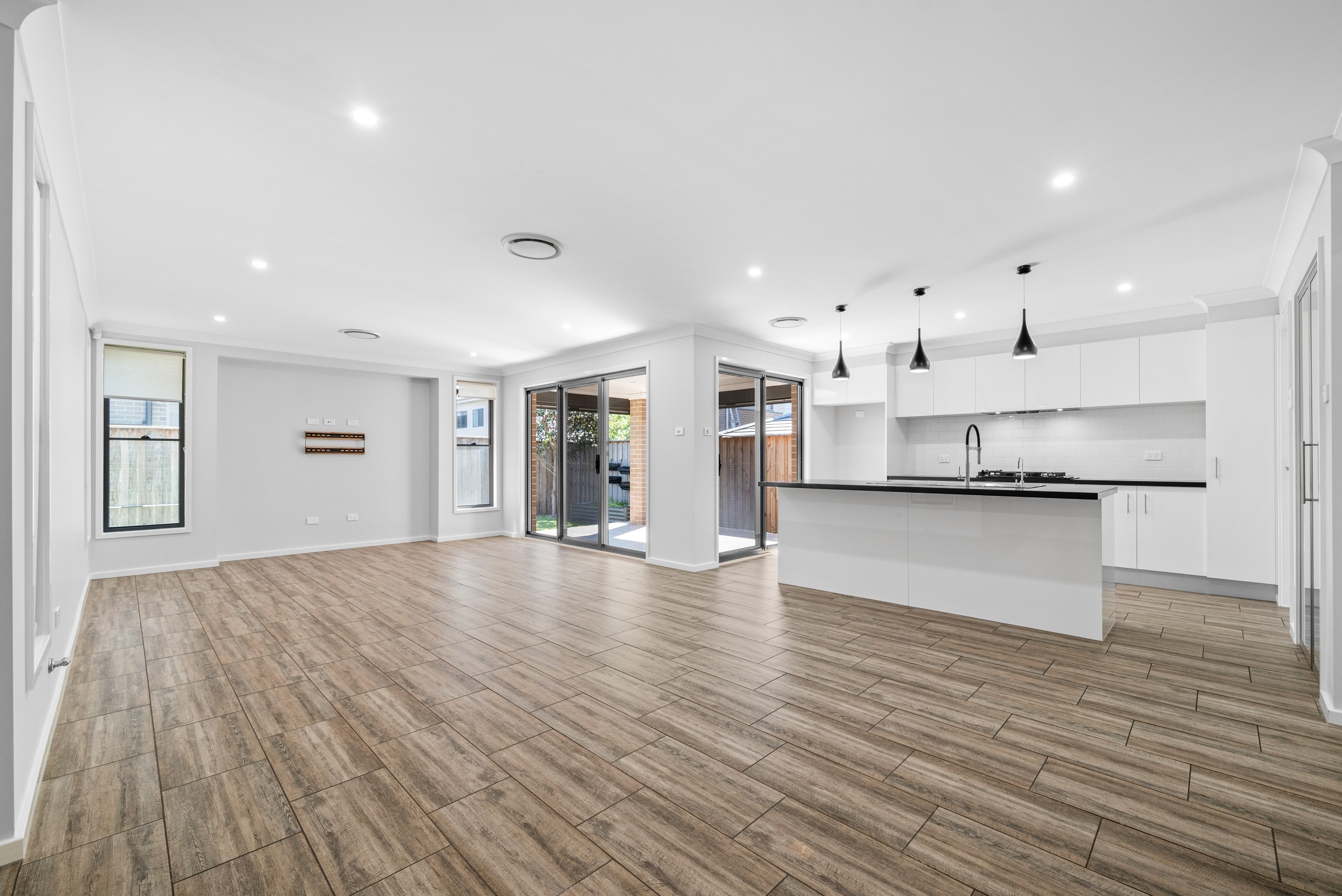 3 Hanson Lane, GLEDSWOOD HILLS, NSW 2557