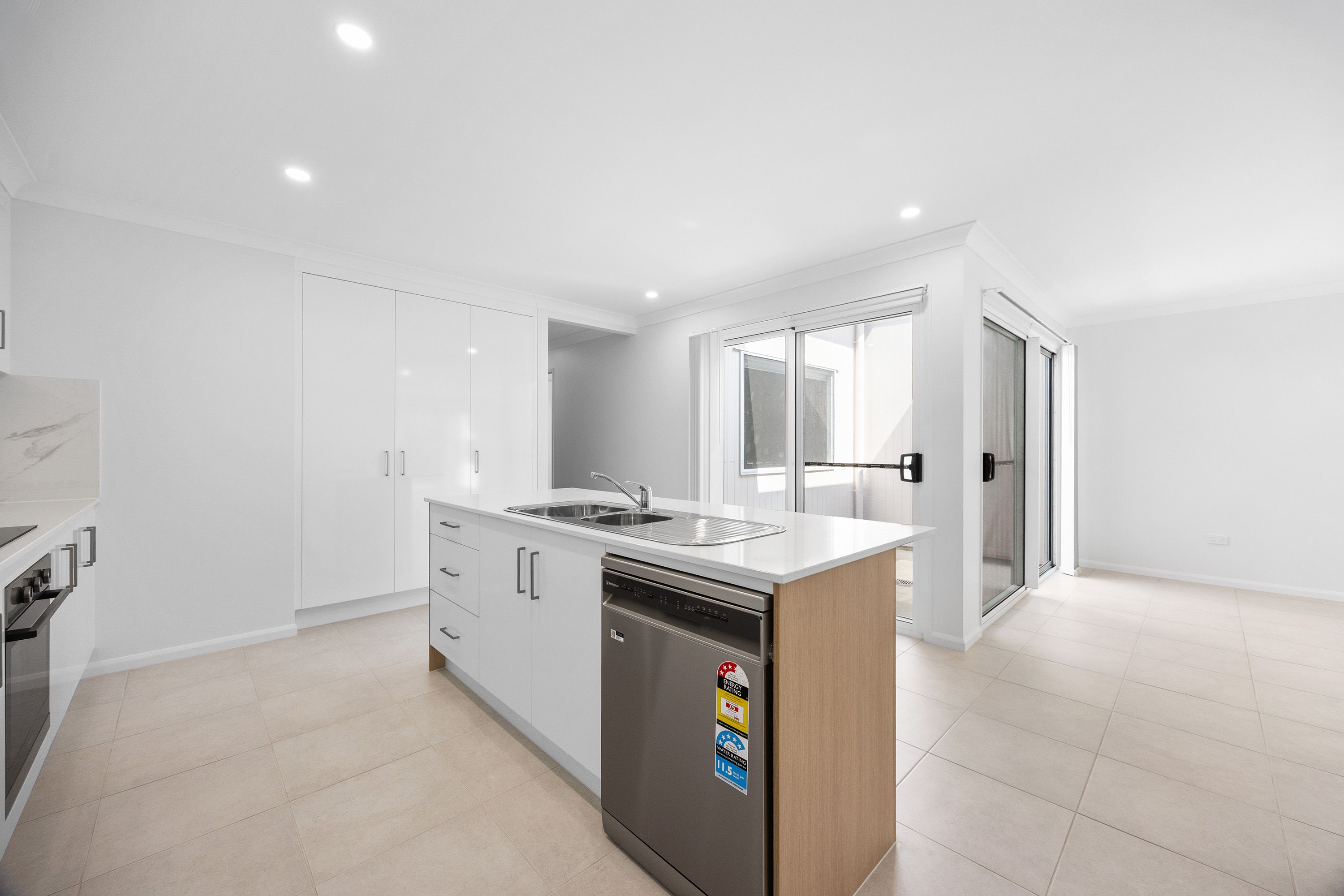 37 Aurora Road, Tannum Sands, QLD 4680