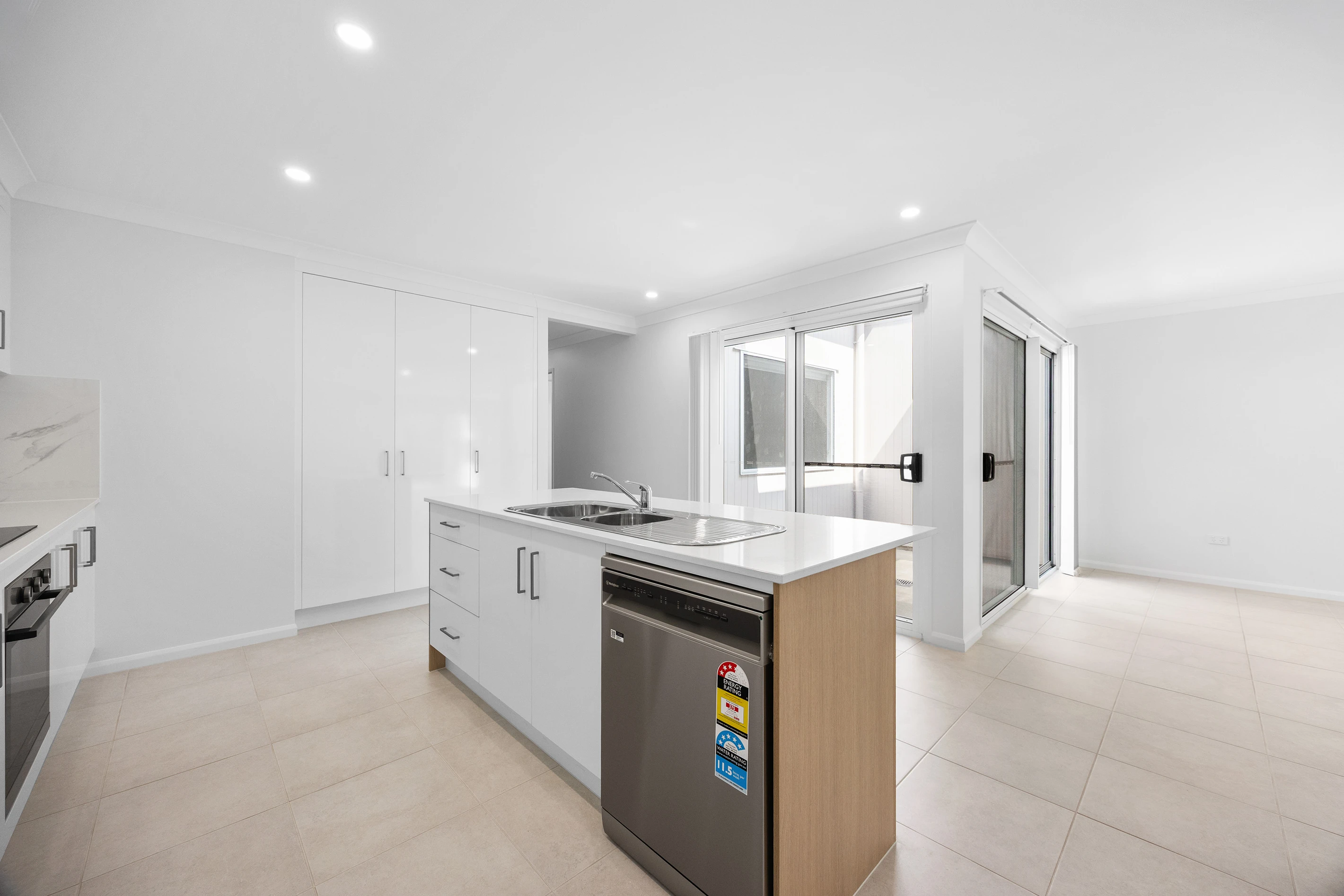 37 Aurora Road, Tannum Sands, QLD 4680