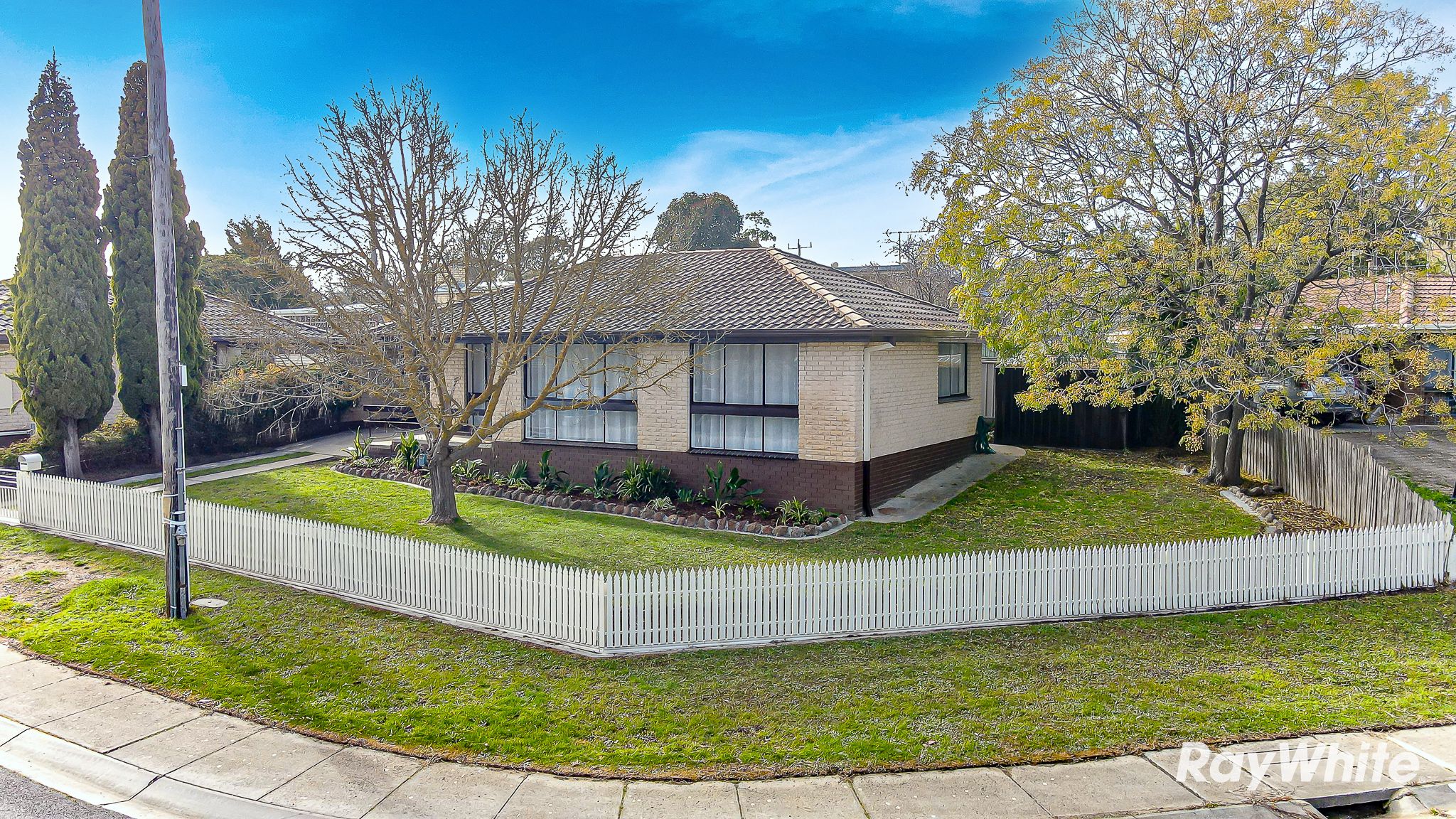11 Palm Avenue, Spring Gully, VIC 3550