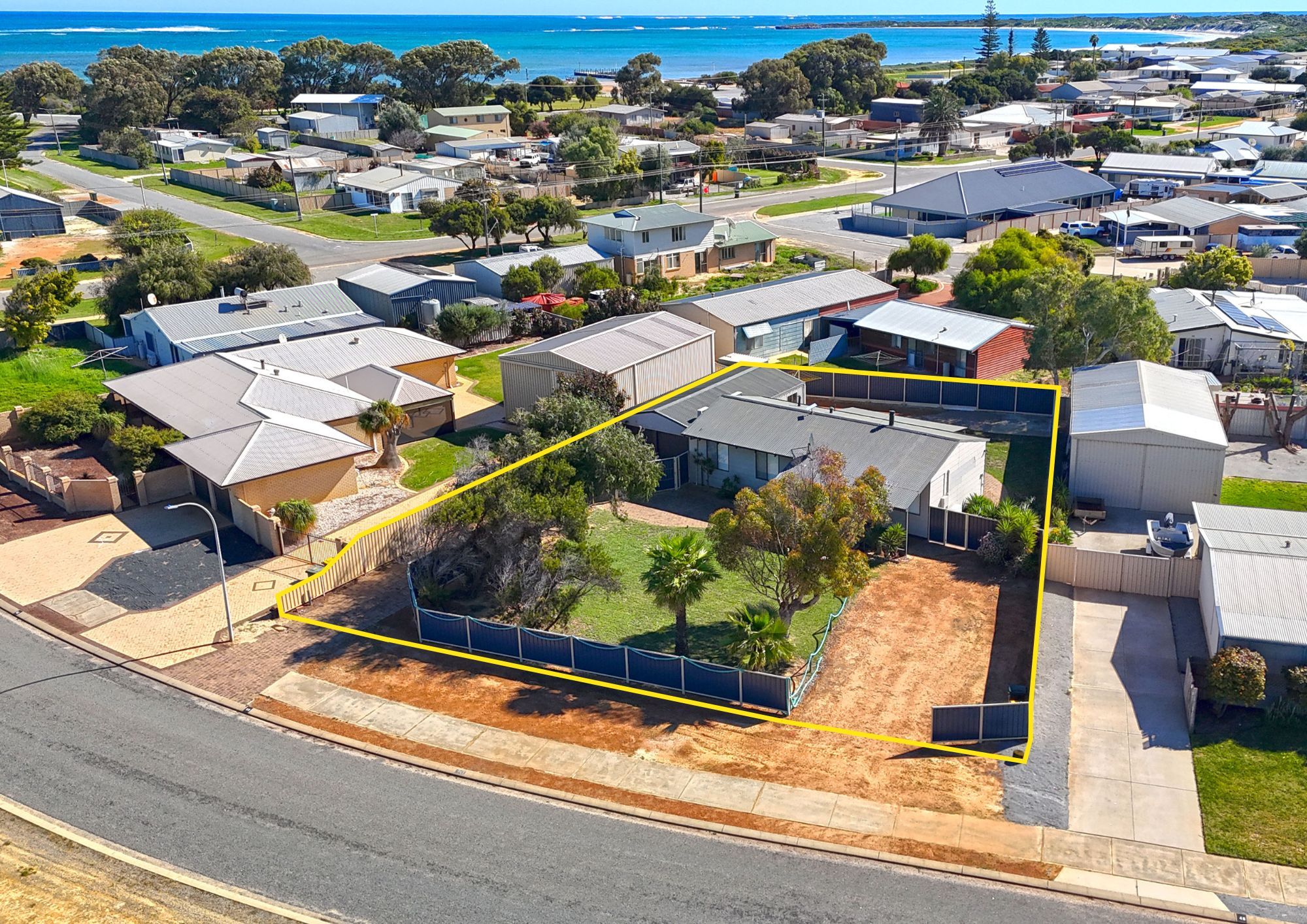 50 Hunter Crescent — photo from Ray White Jurien Bay