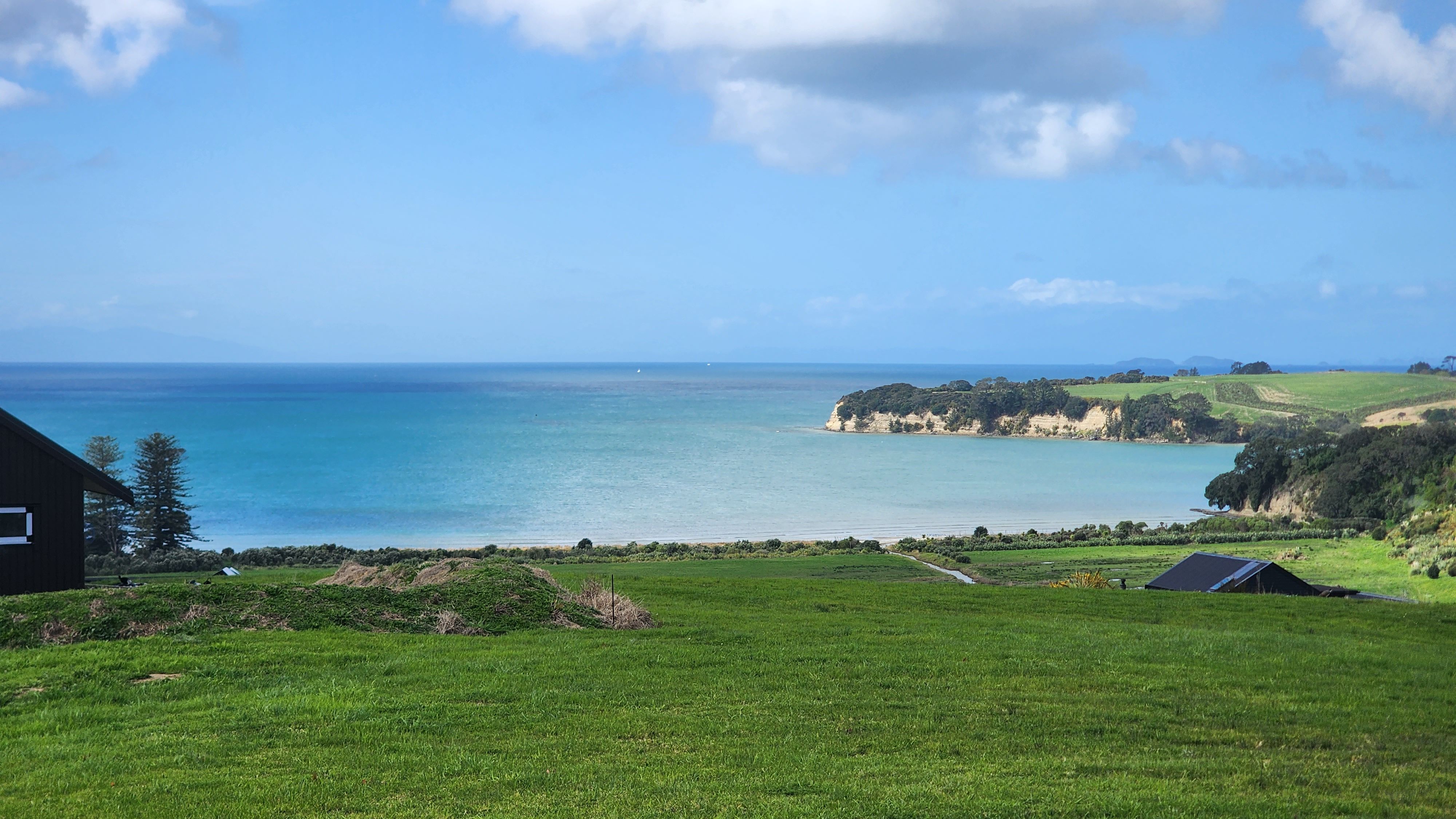 4 Hurihuri Road, Okura, North Shore City