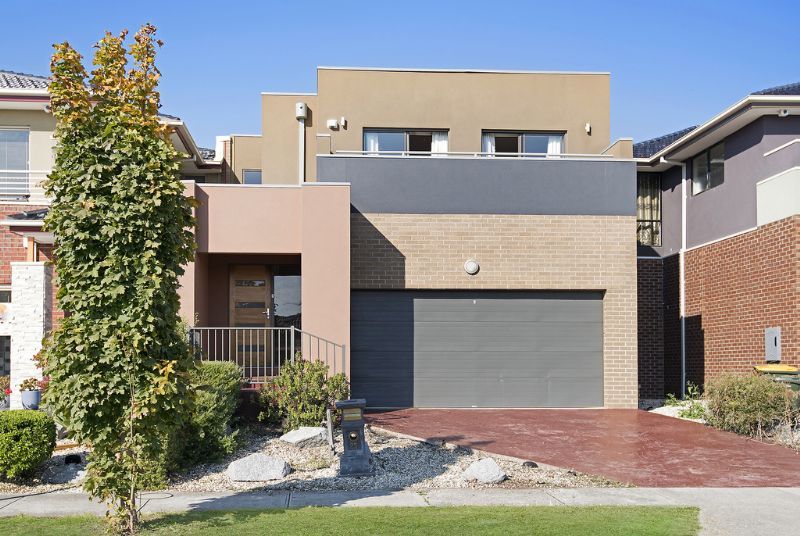 27 Cobb Street, South Morang, VIC 3752