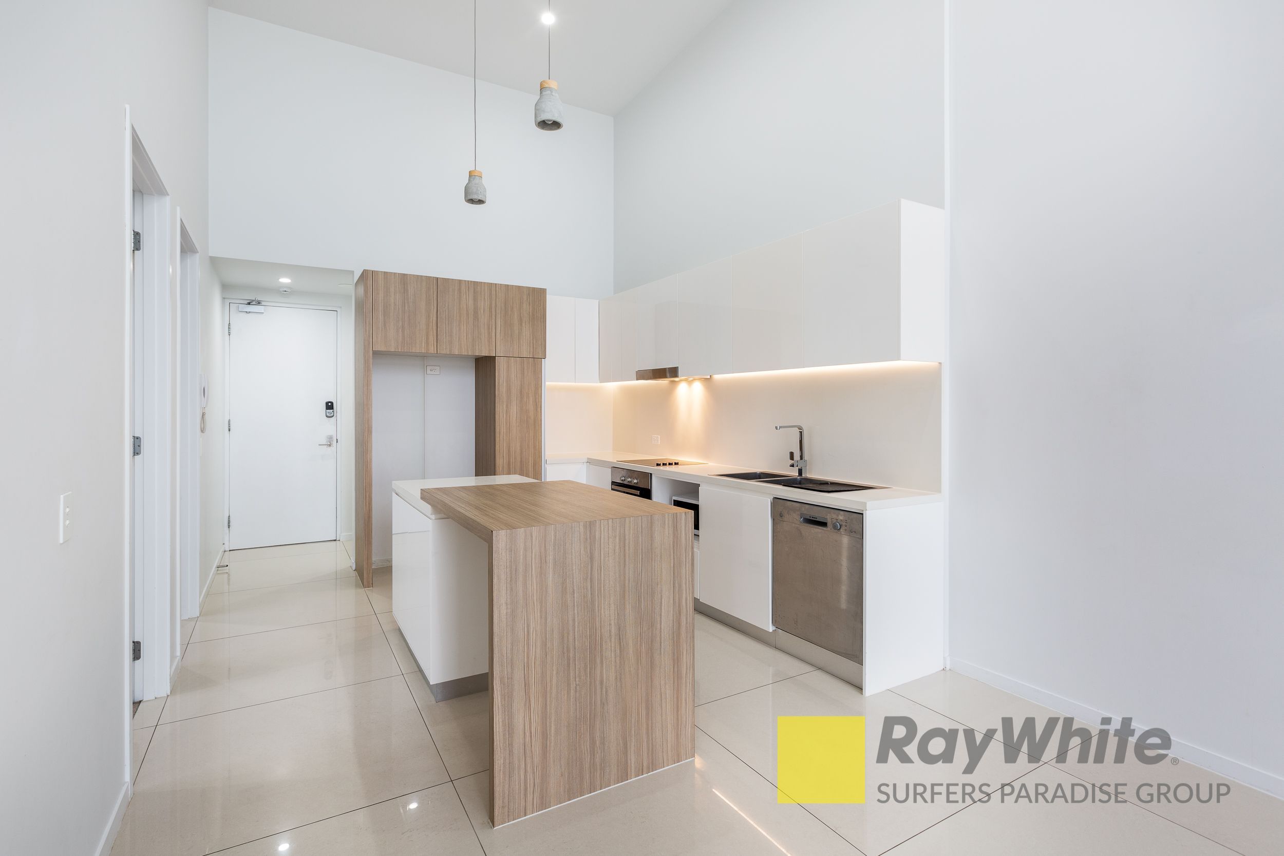 702/26 Gray Street, Southport, QLD 4215