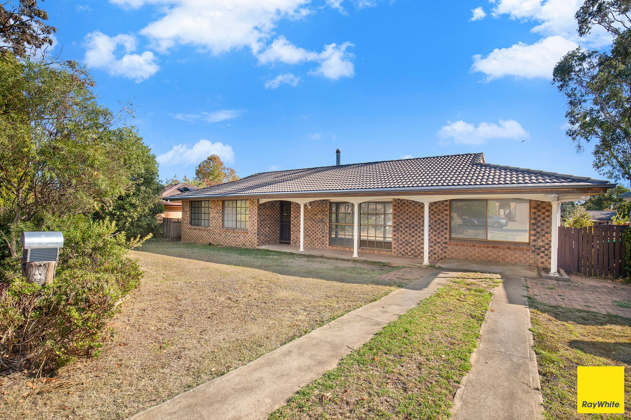 11 Dalton Drive, Armidale, NSW 2350