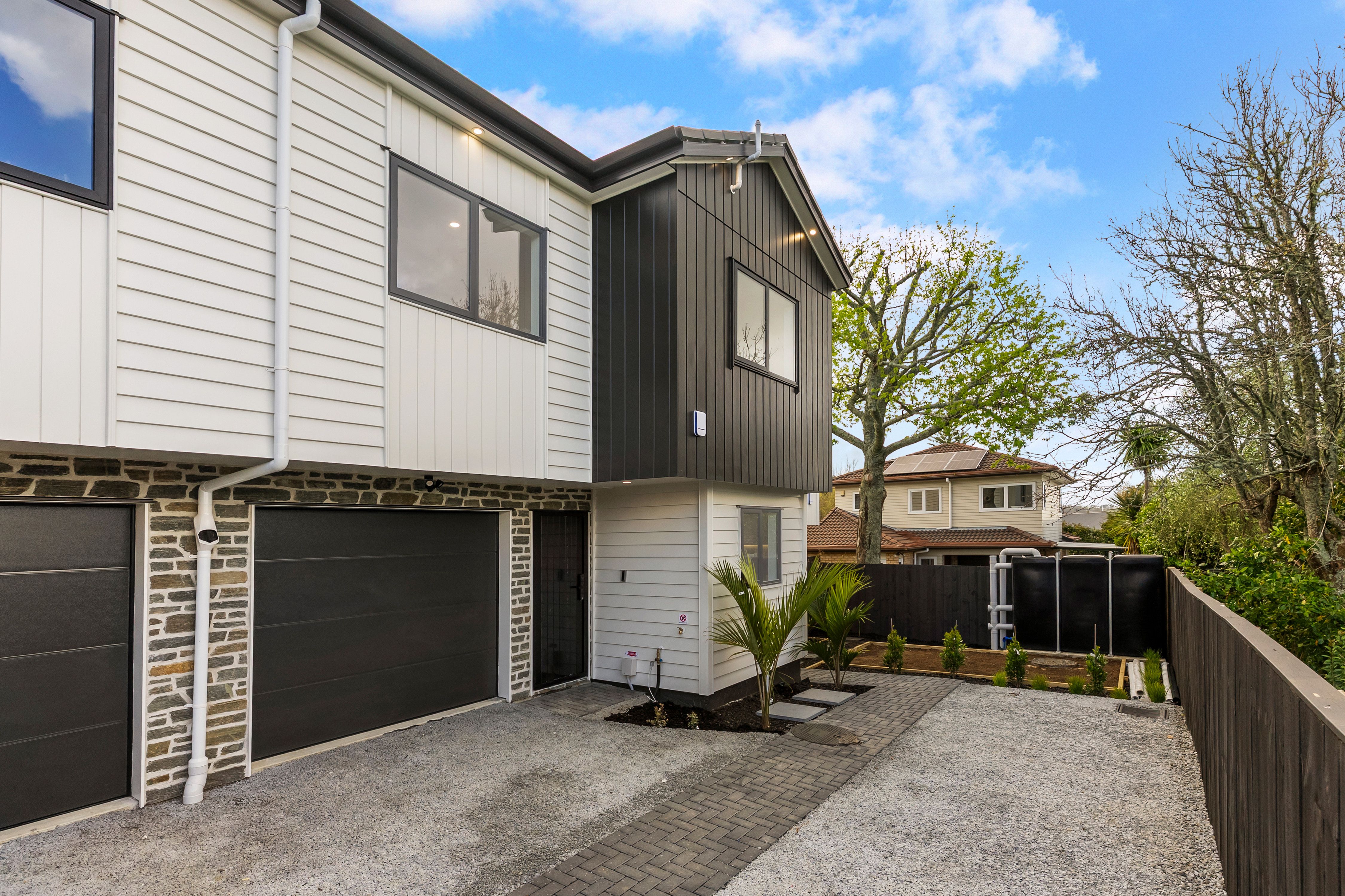 46A-D Fairclough Road, Beach Haven, North Shore City
