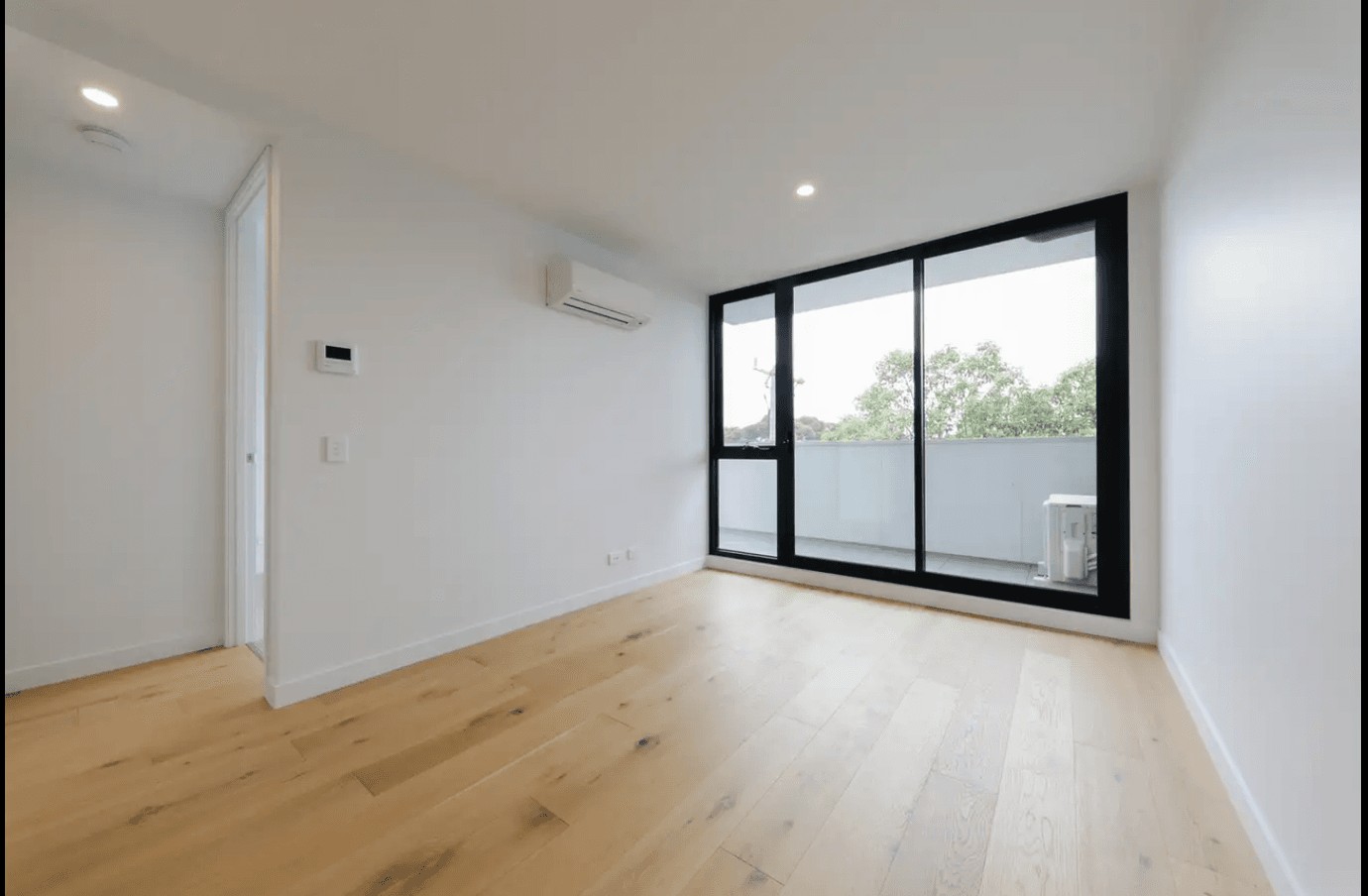 203/260 Burwood Highway, Burwood, VIC 3125