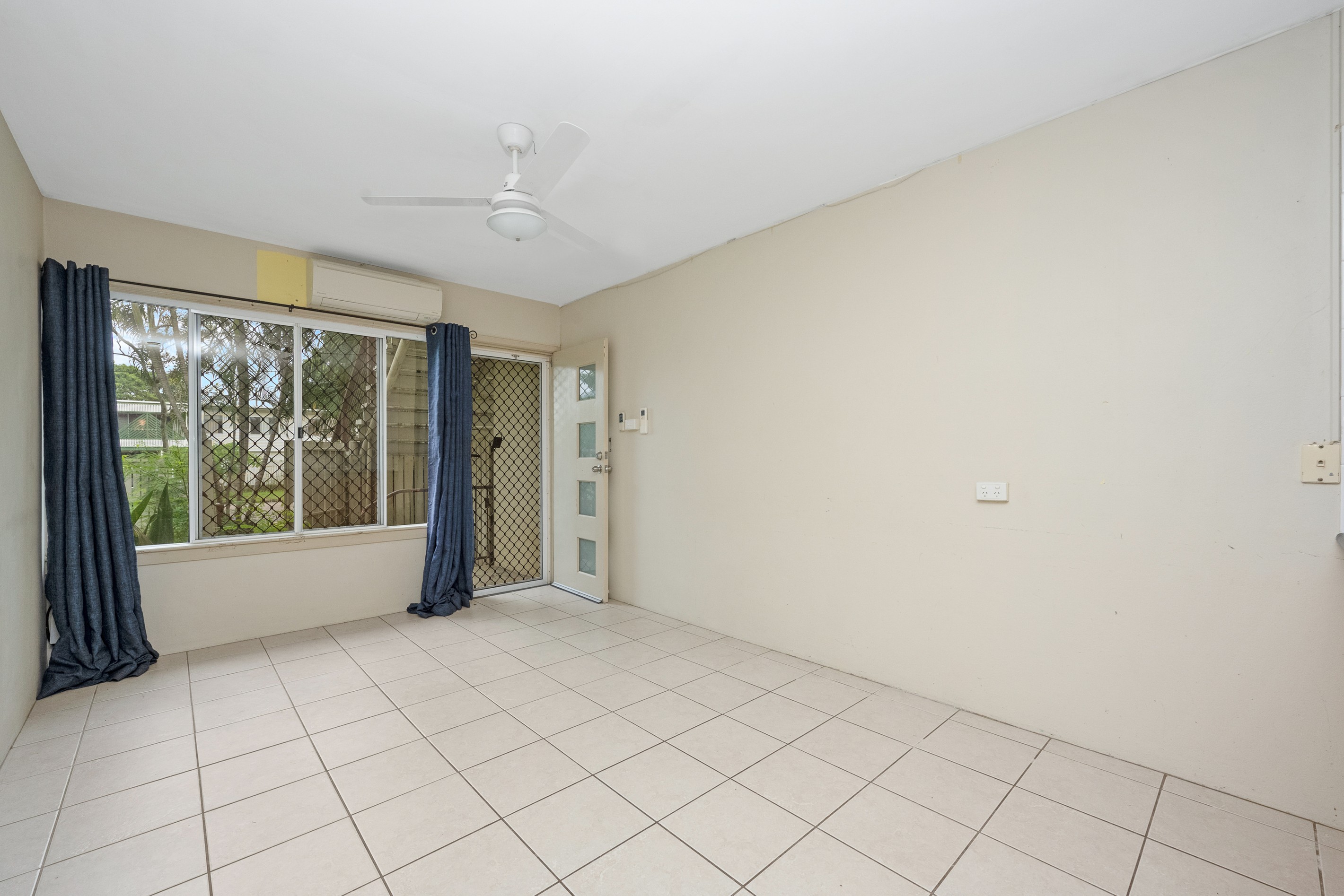 2/6 Touch Street, Rosslea, QLD 4812