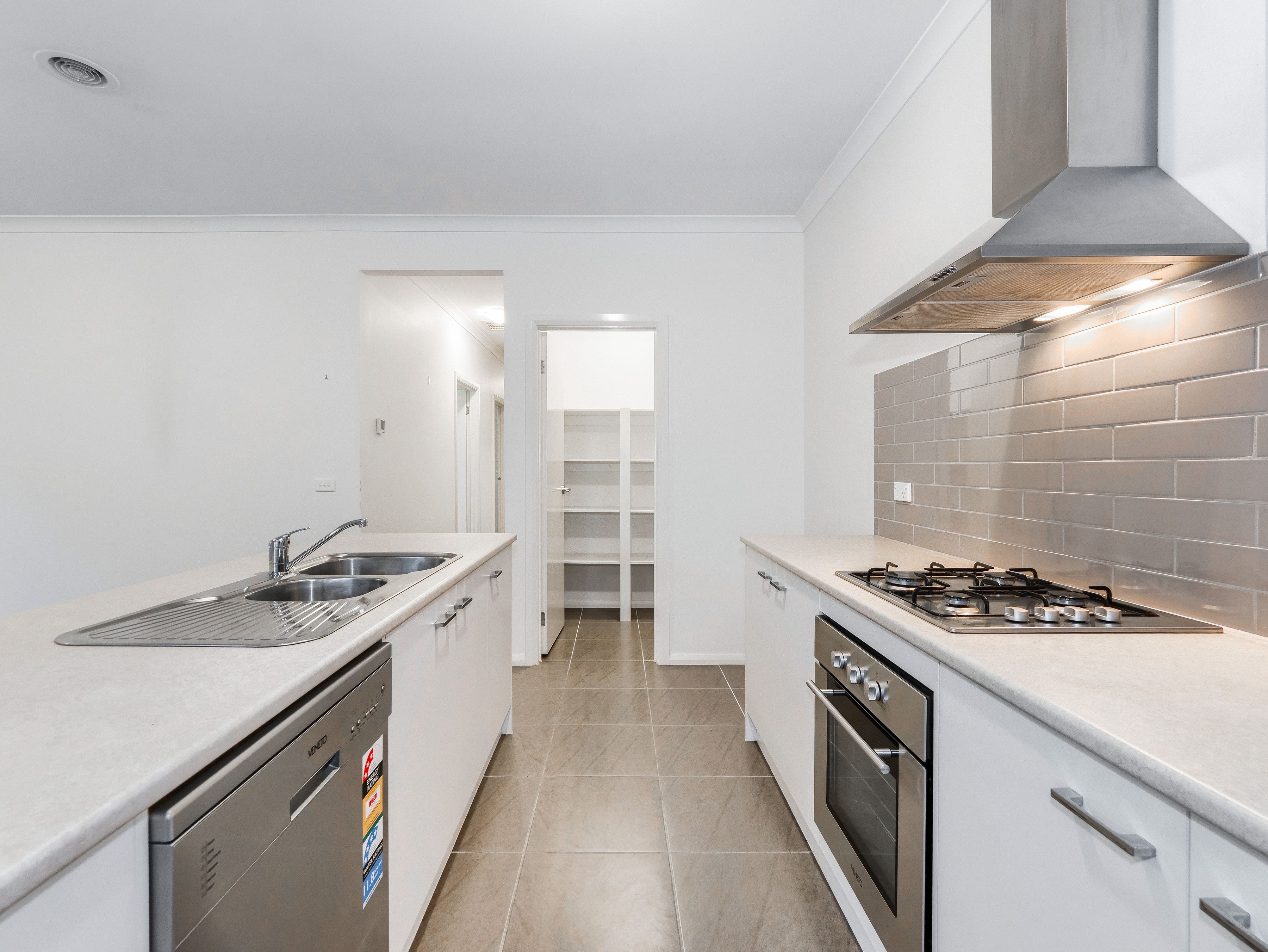 21 Berrybank Terrace — photo 11 of 30