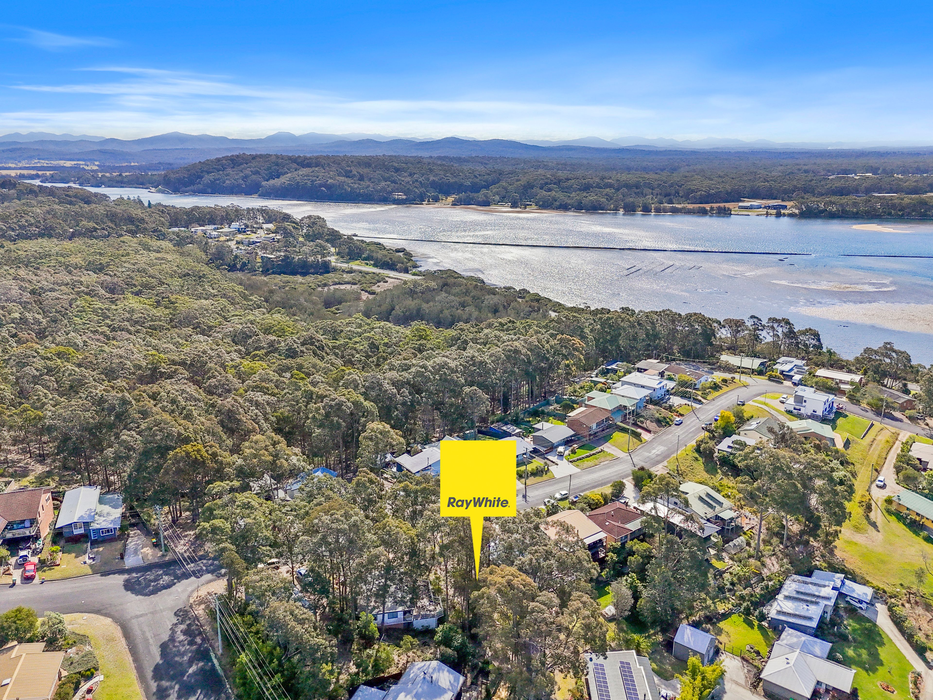 22 Hazel Road — photo from Ray White Batemans Bay