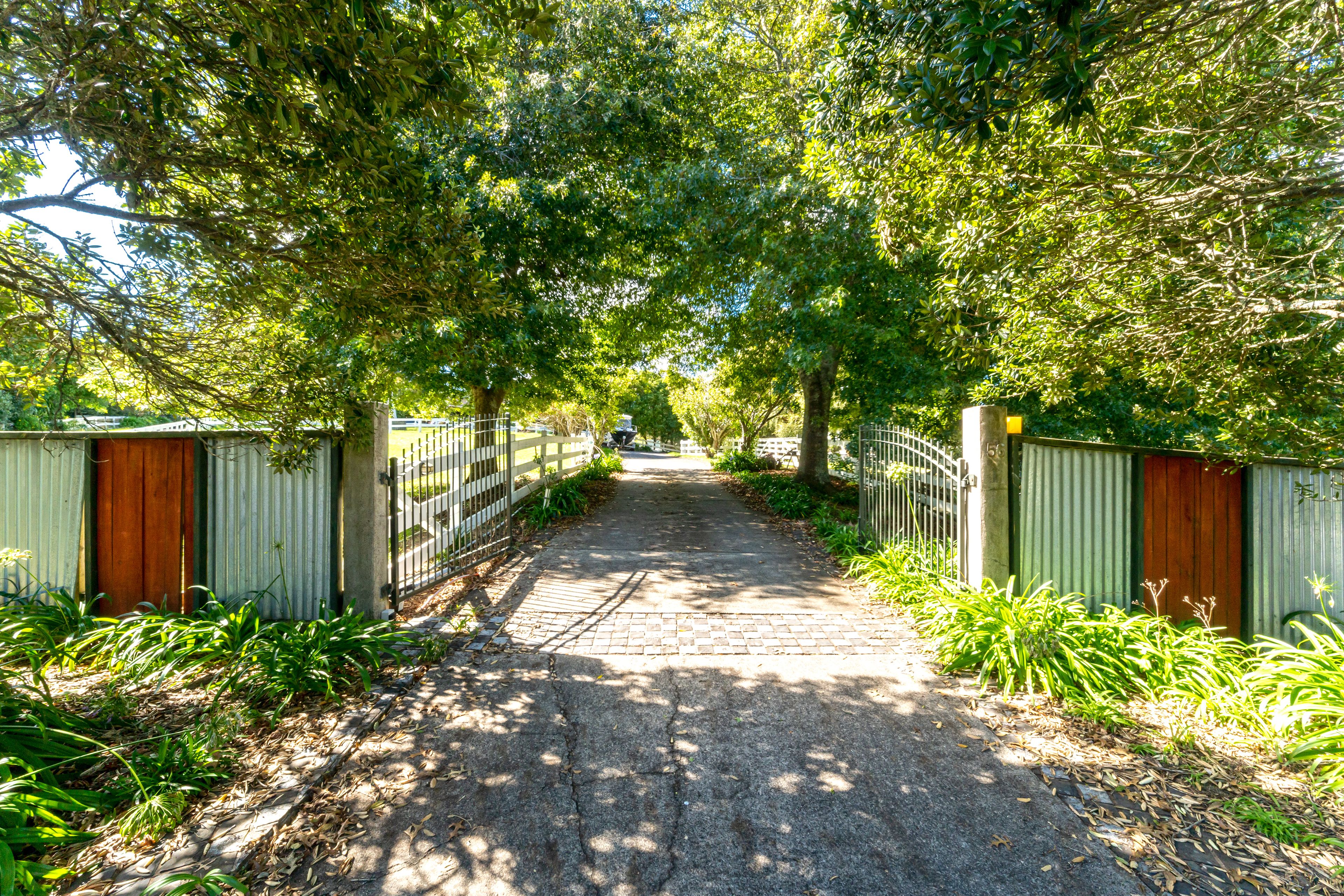 56 Stratford Road, Alfriston, Manukau City