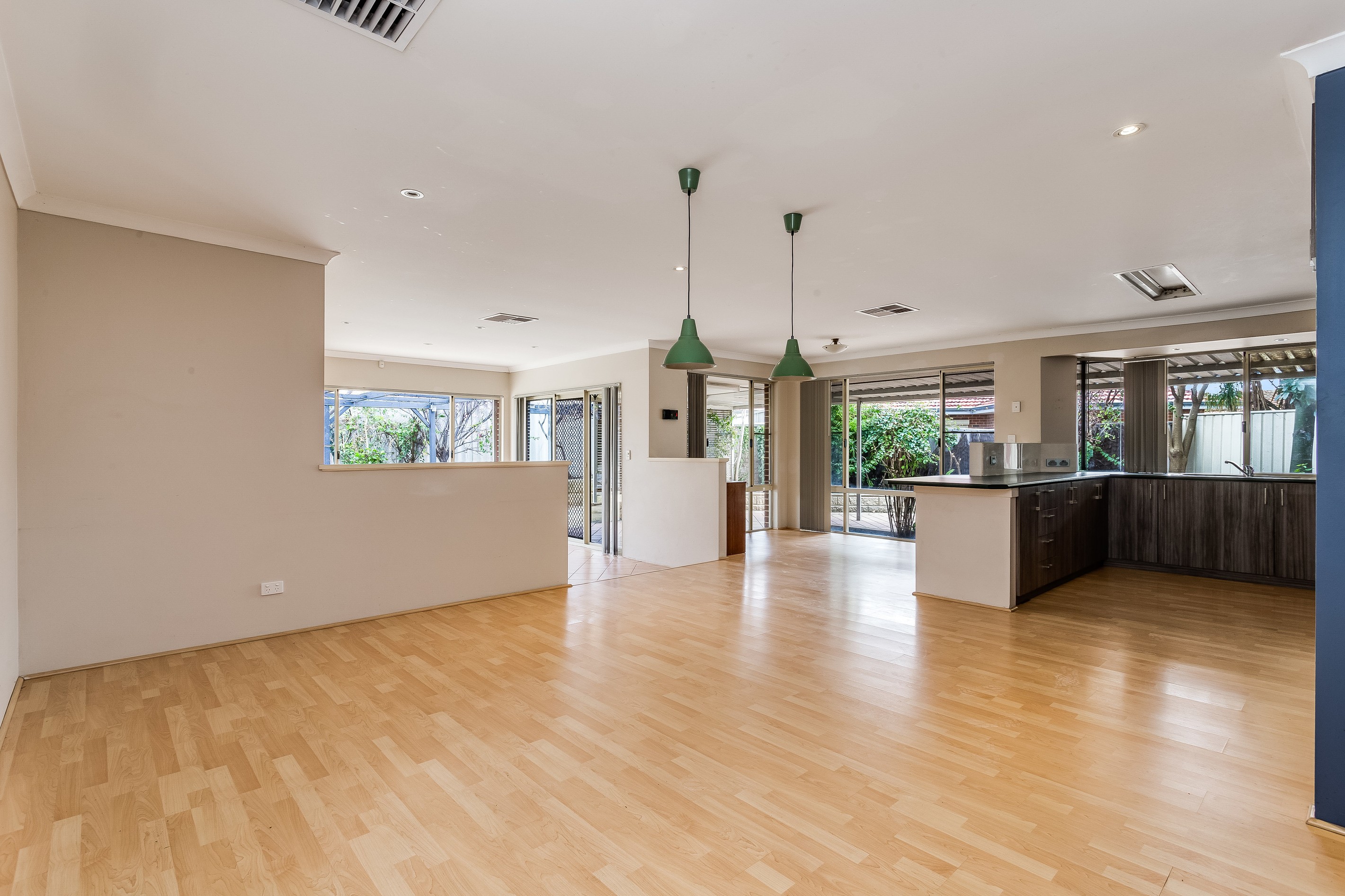 32 Adelphi Court, Marangaroo, WA 6064