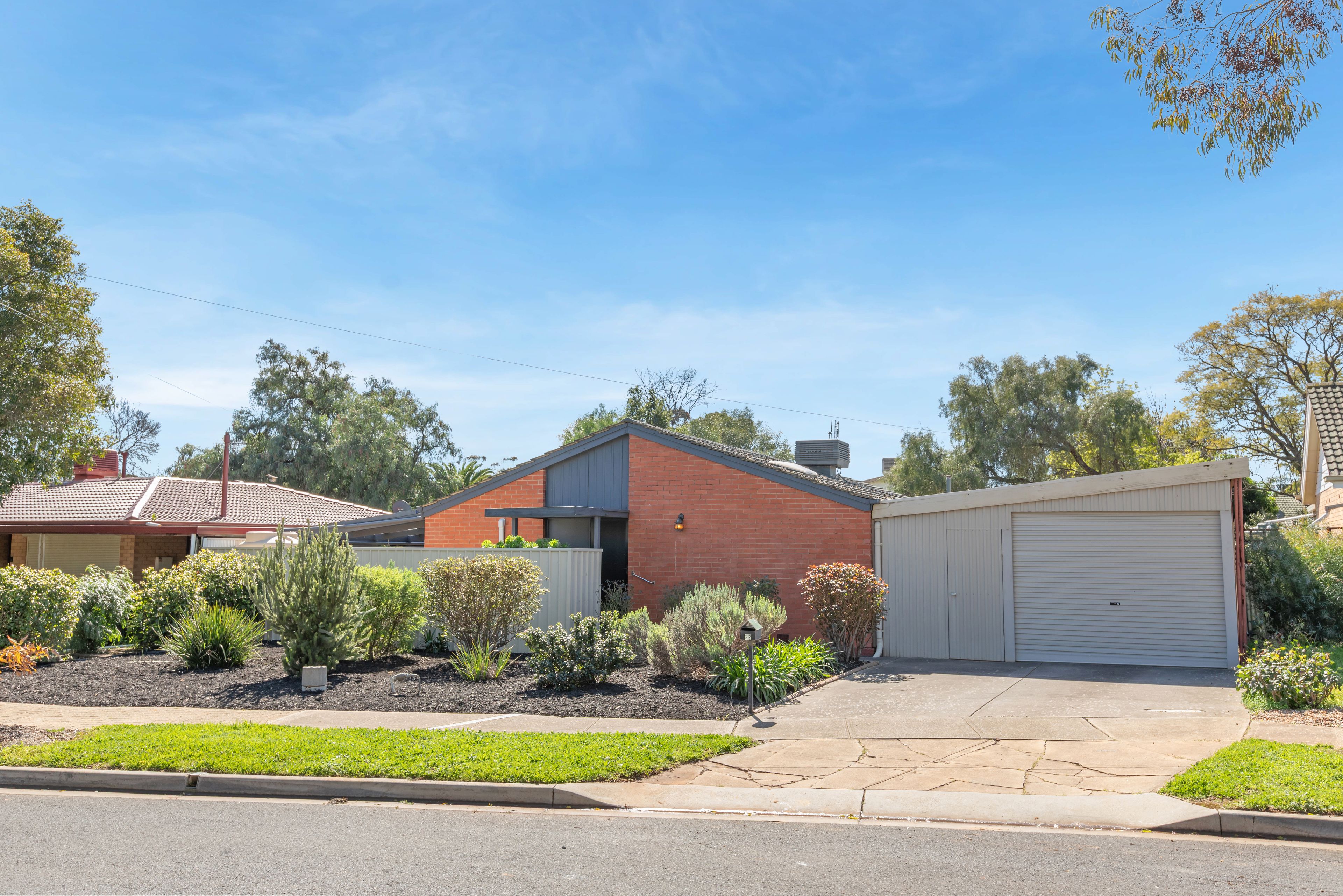 32 Justinian Street, Elizabeth Downs, SA 5113