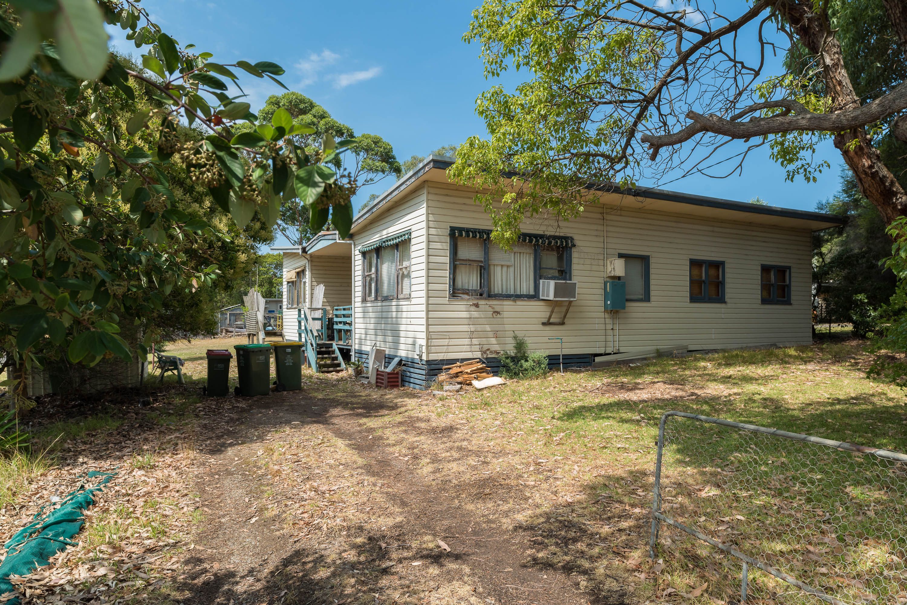 3 Devon Avenue — photo 4 of 5